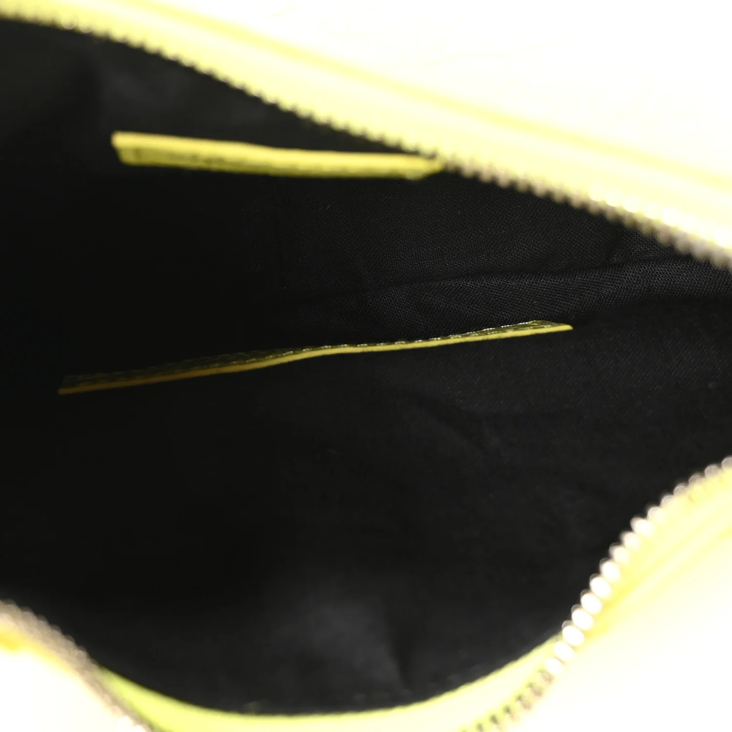 Agneau Arena Le Cagole Shoulder Bag XS Lime - Image 6