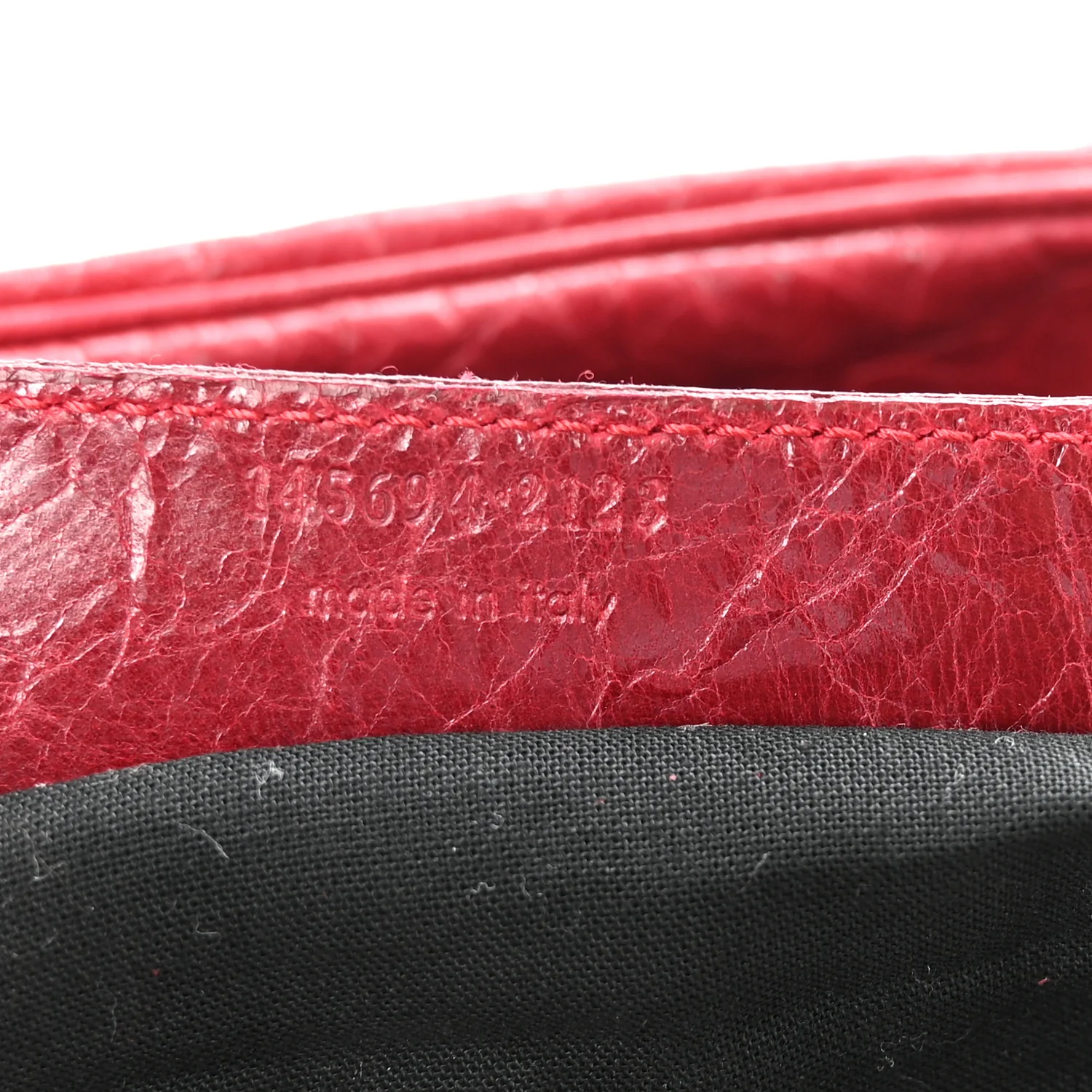 Agneau Classic Hardware Box Bag Cassis - Image 7