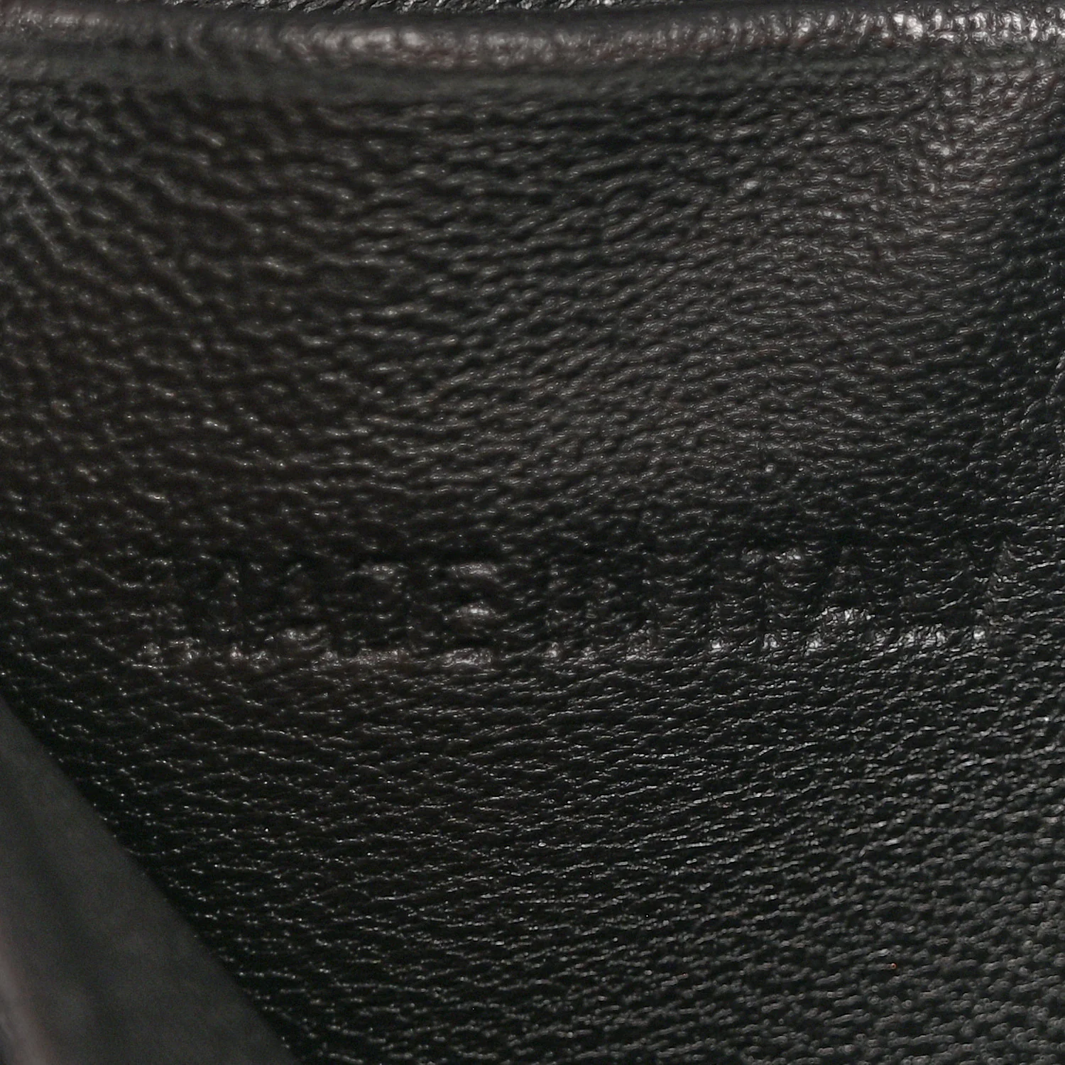 Grained Calfskin Graffiti BB Chain Wallet Black Bleu Violet - Image 7