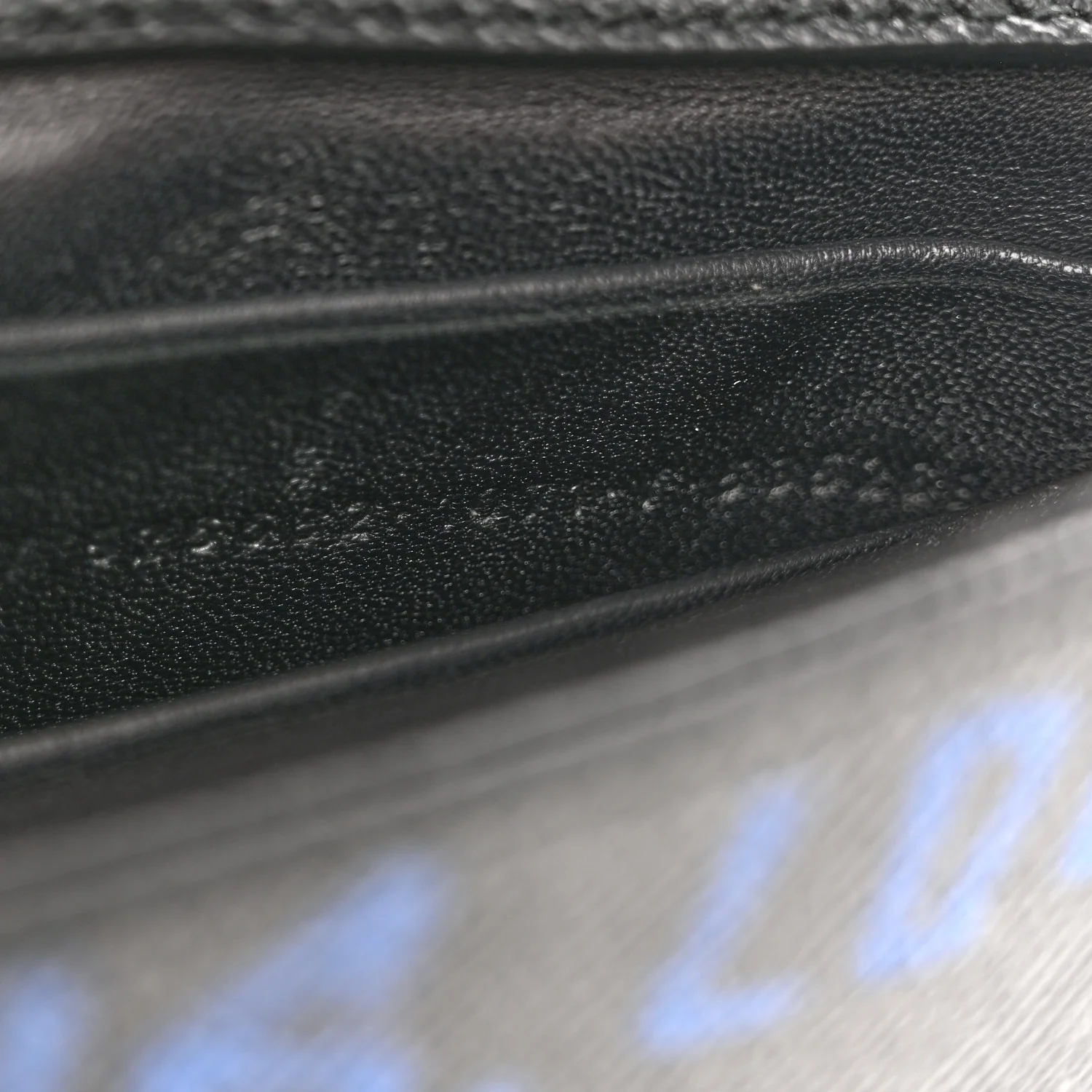 Grained Calfskin Graffiti BB Chain Wallet Black Bleu Violet - Image 8