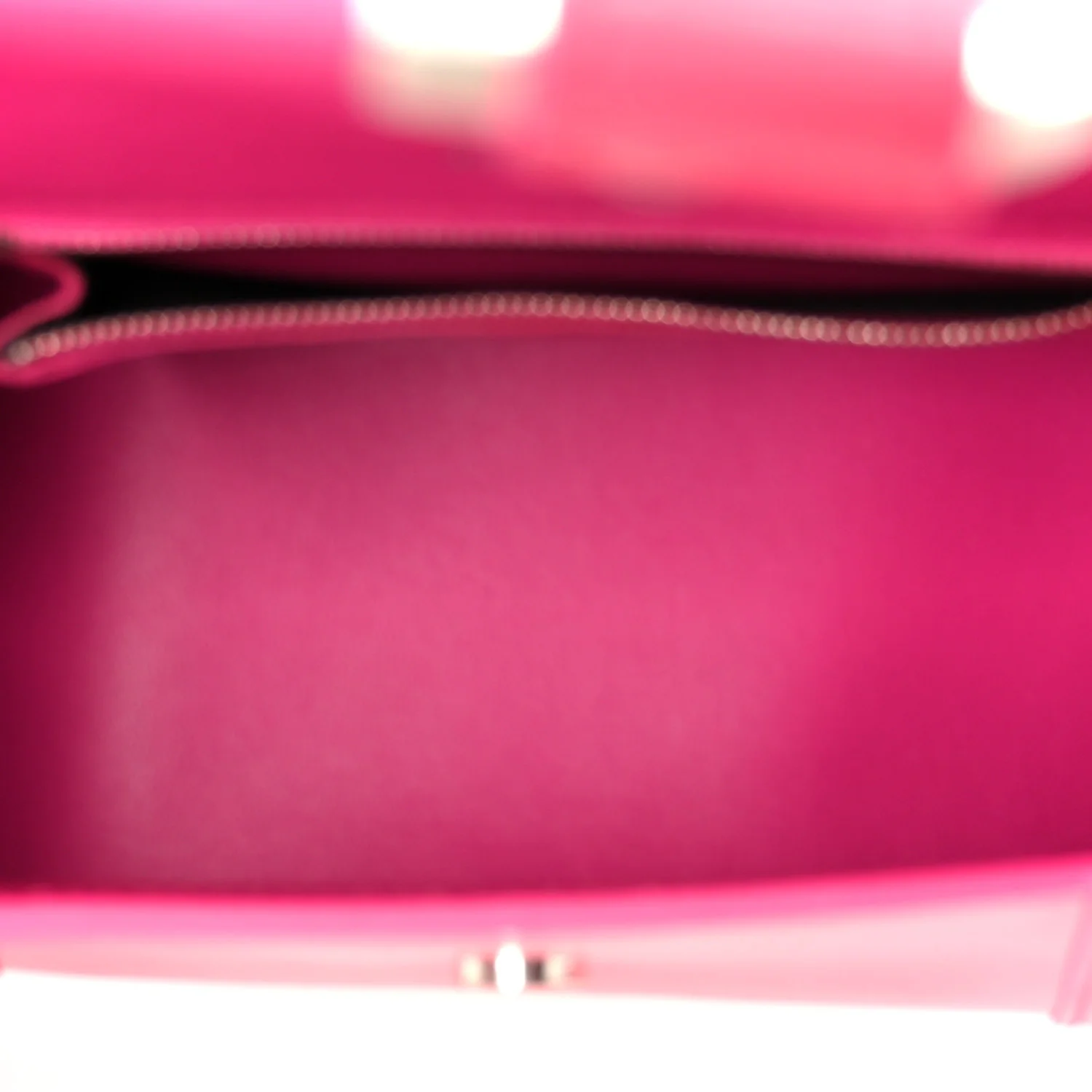 Shiny Box Calfskin Small Hourglass Top Handle Bag Acid Fuchsia - Image 5