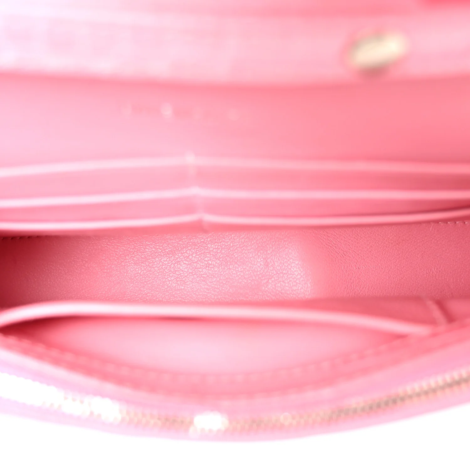 Shiny Calfskin Crocodile Embossed Hourglass Chain Bag Sweet Pink - Image 5