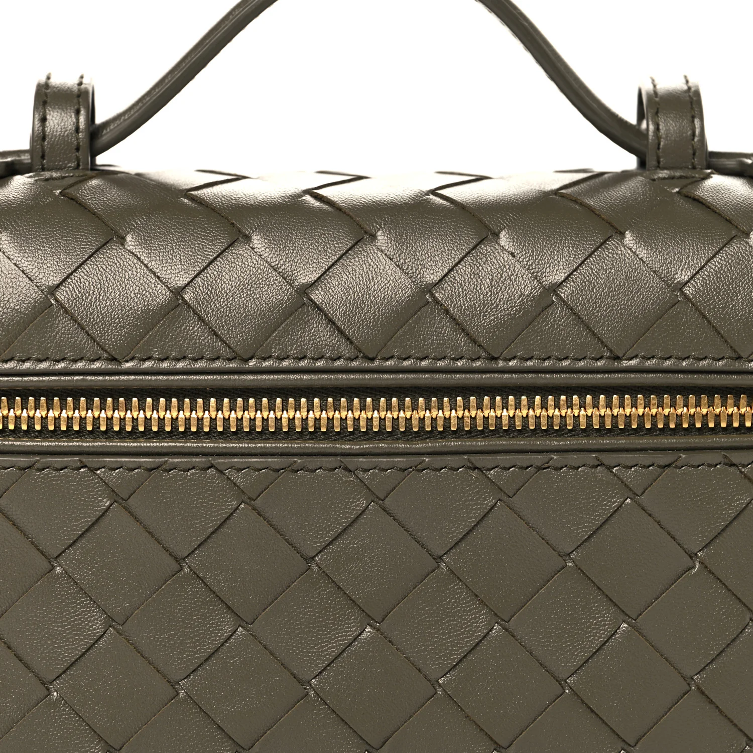 Calfskin Intrecciato Bang Bang Vanity Case Pinecone - Image 7
