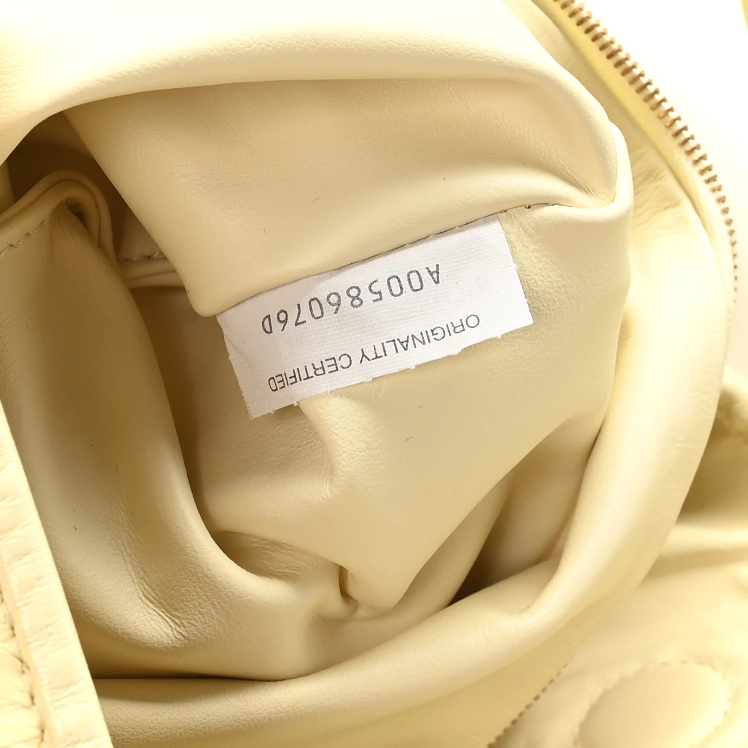 Calfskin Intrecciato Large Hop Camomile - Image 7