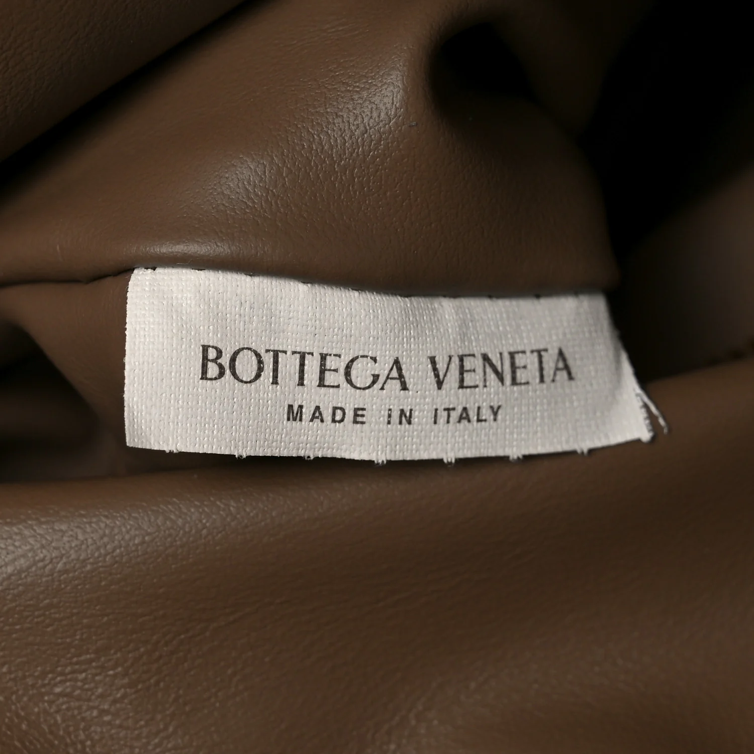 Calfskin Intrecciato Small Hop - Image 6