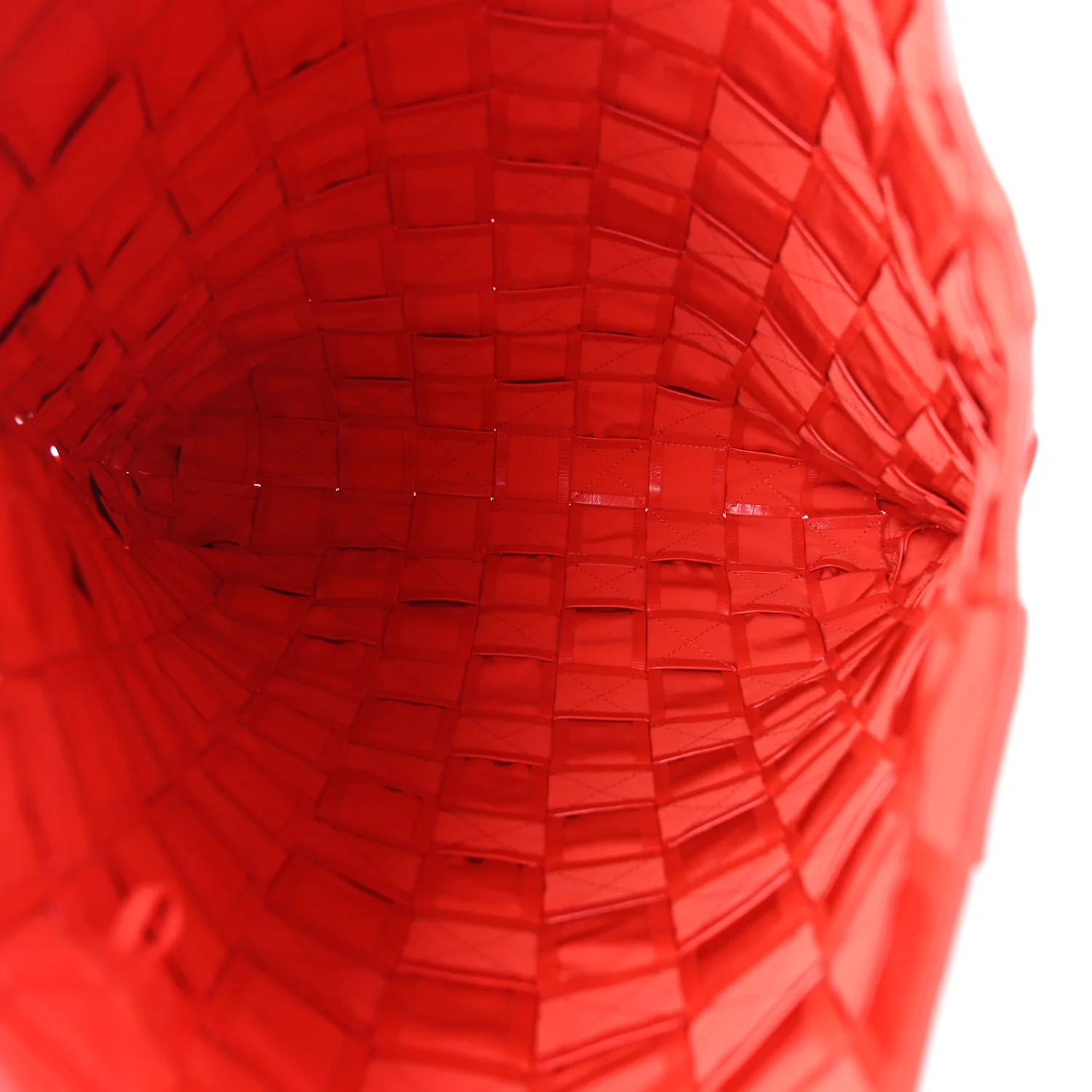 Calfskin Maxi Intrecciato Cassette Tote Tomato - Image 6