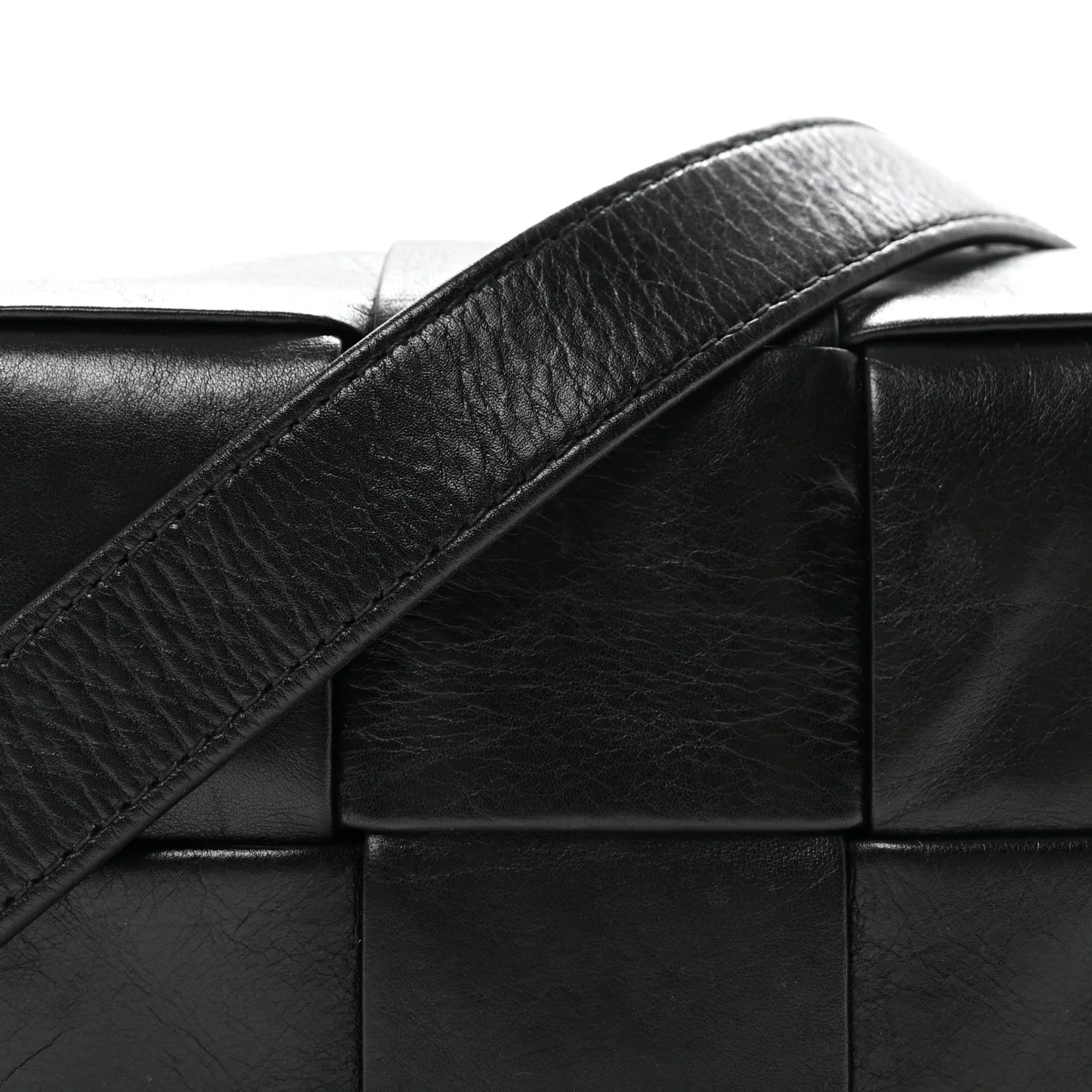 Crinkled Lambskin Maxi Intrecciato Extra Mini Cassette Crossbody Bag Black - Image 7