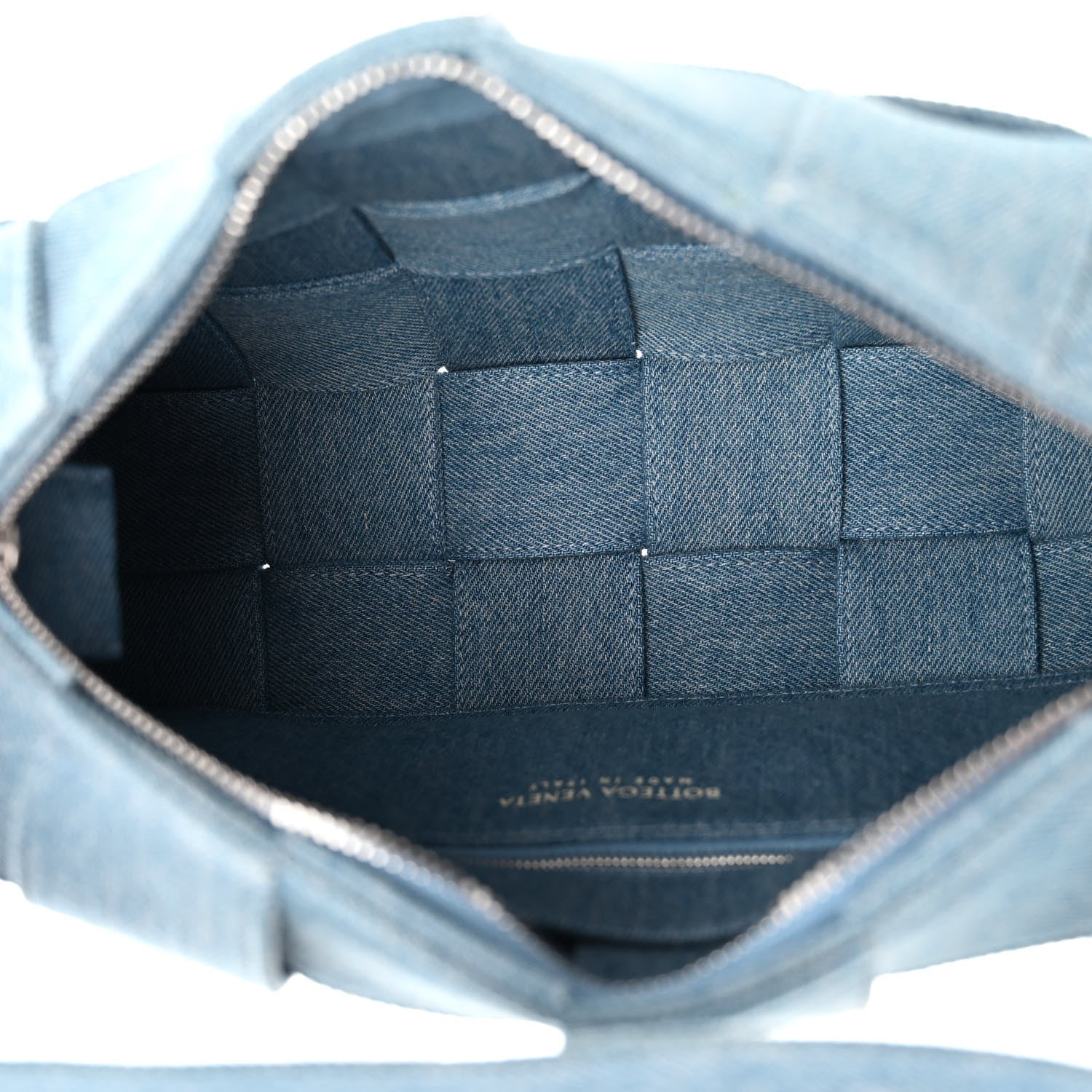 Denim Maxi Intrecciato Brick Cassette Bag Indigo - Image 5