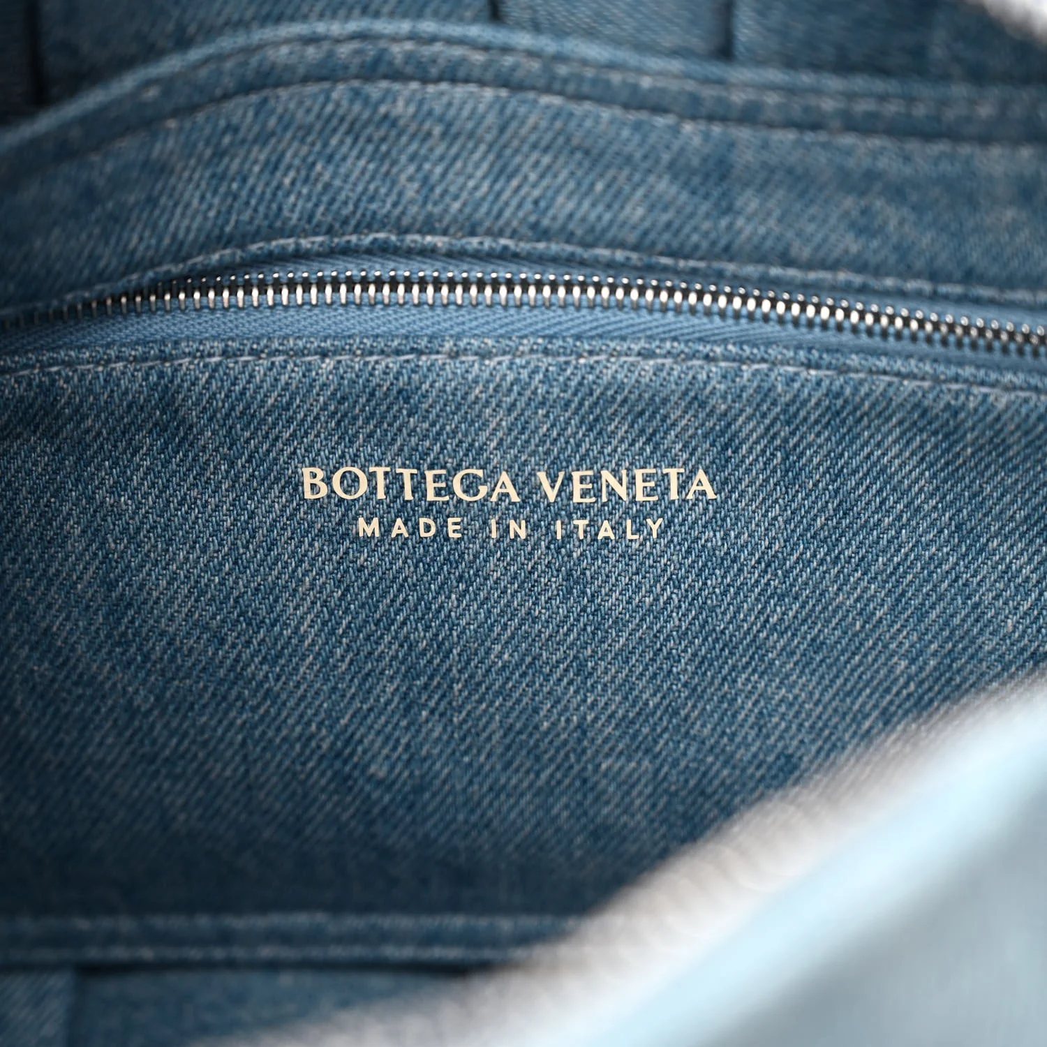 Denim Maxi Intrecciato Brick Cassette Bag Indigo - Image 6