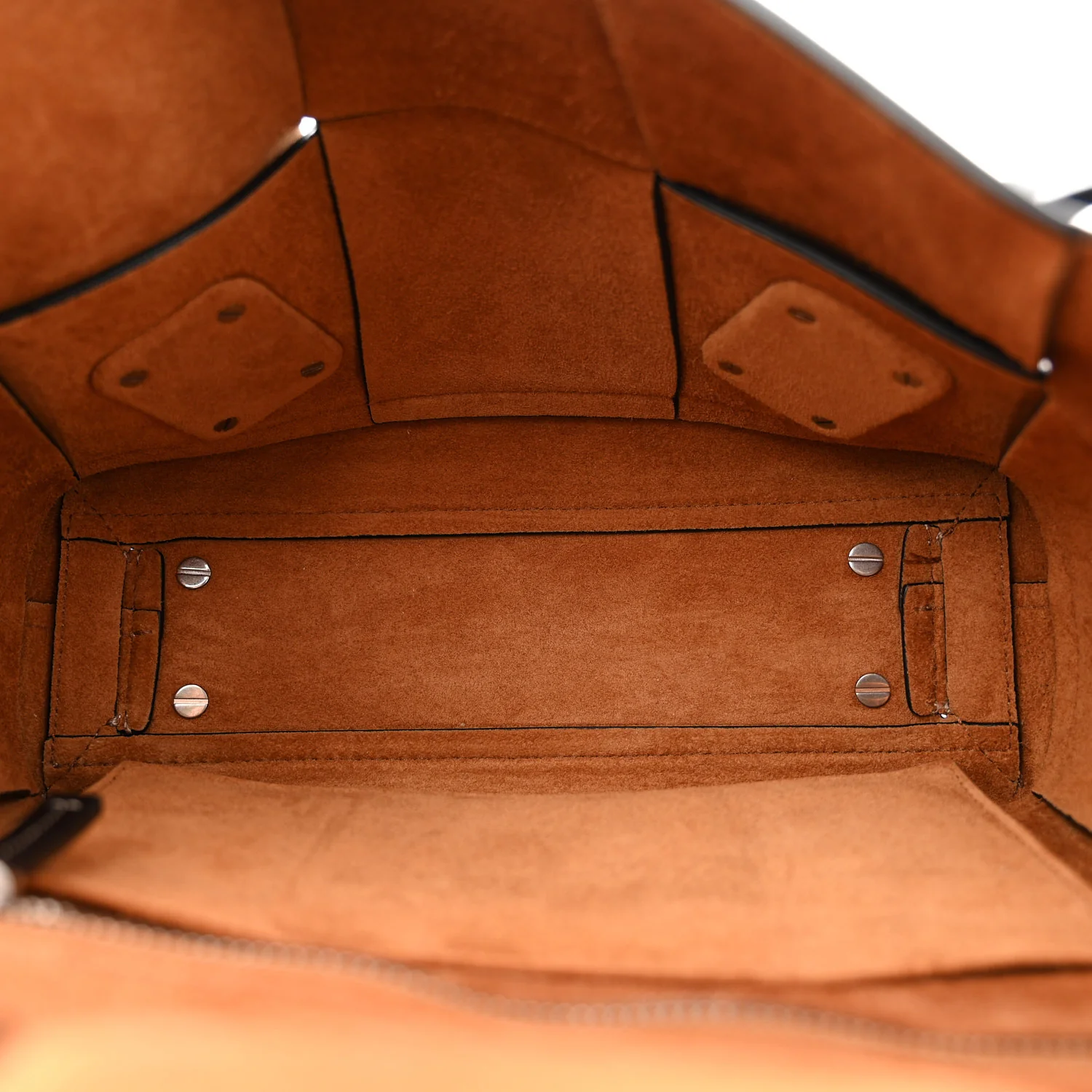 French Calfskin Maxi Intrecciato Arco 33 Black - Image 5