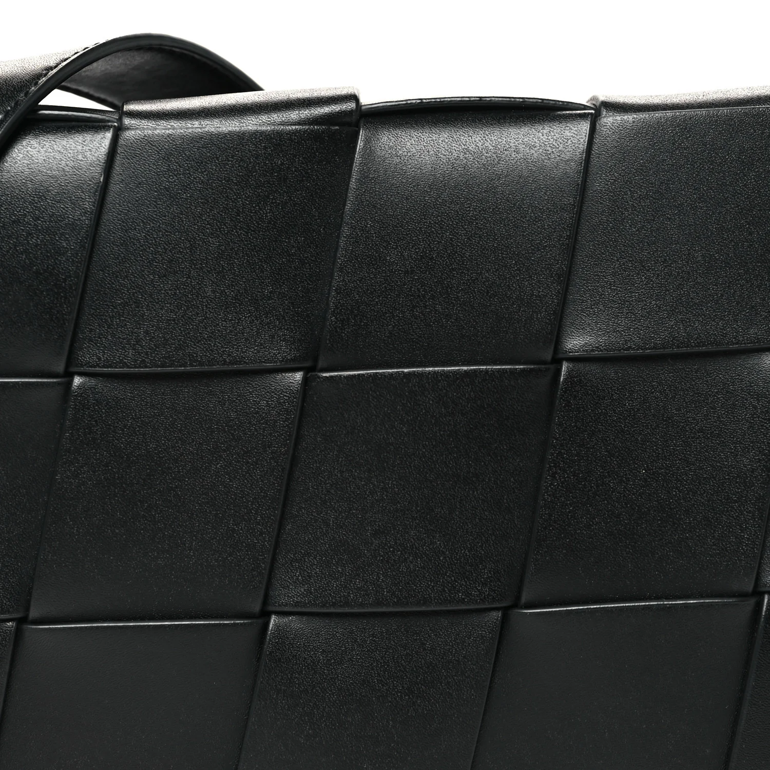 Lambskin Maxi Intreccio Speed Cassette Crossbody Bag Black - Image 7