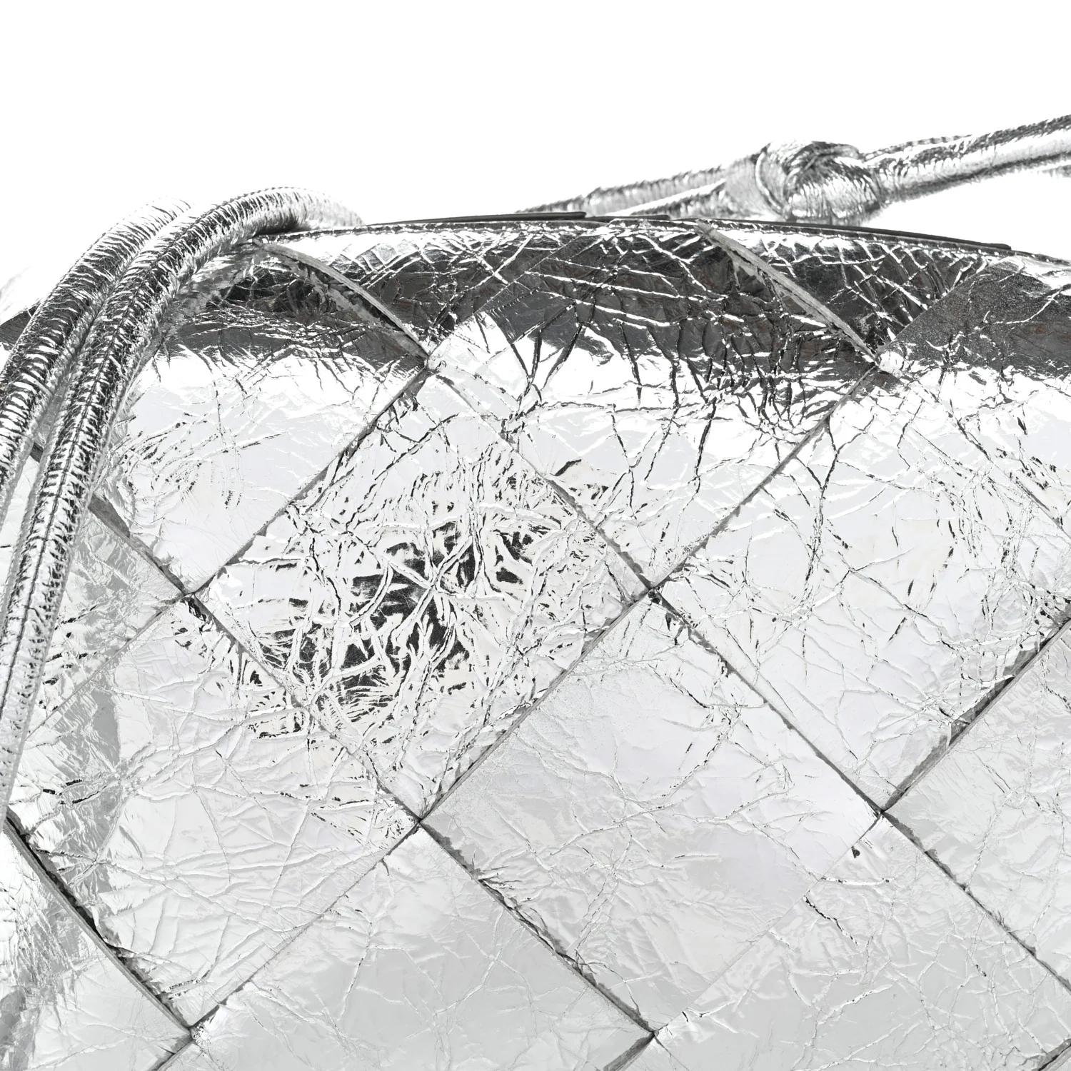 Metallic Crinkled Lambskin Maxi Intrecciato Small Cassette Camera Bag Silver - Image 7