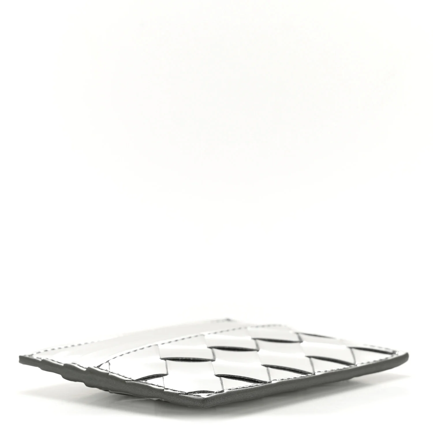 Mirror Laminated Nappa Intrecciato Card Holder Silver - Image 4