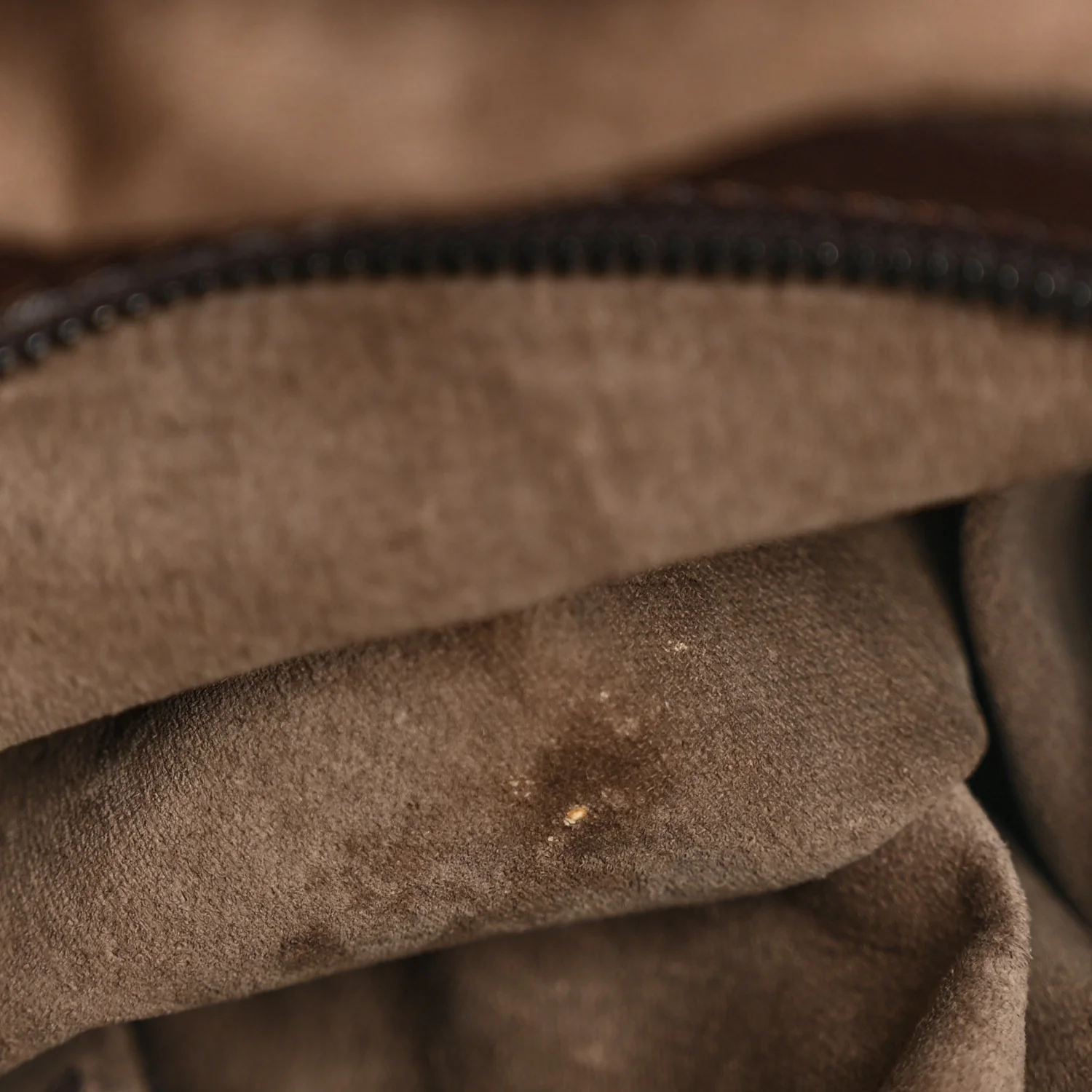 Nappa Intrecciato Medium Veneta Hobo Ebano - Image 13