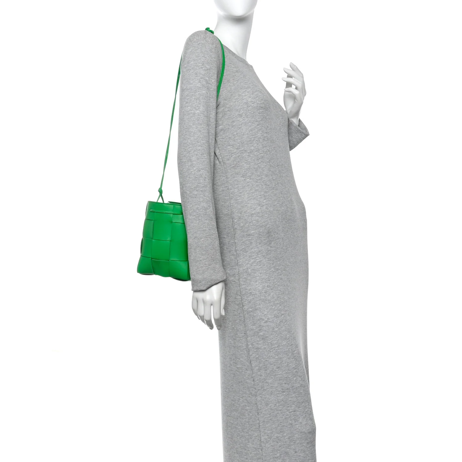 Nappa Maxi Intrecciato Small Cassette Bucket Bag Parakeet - Image 2
