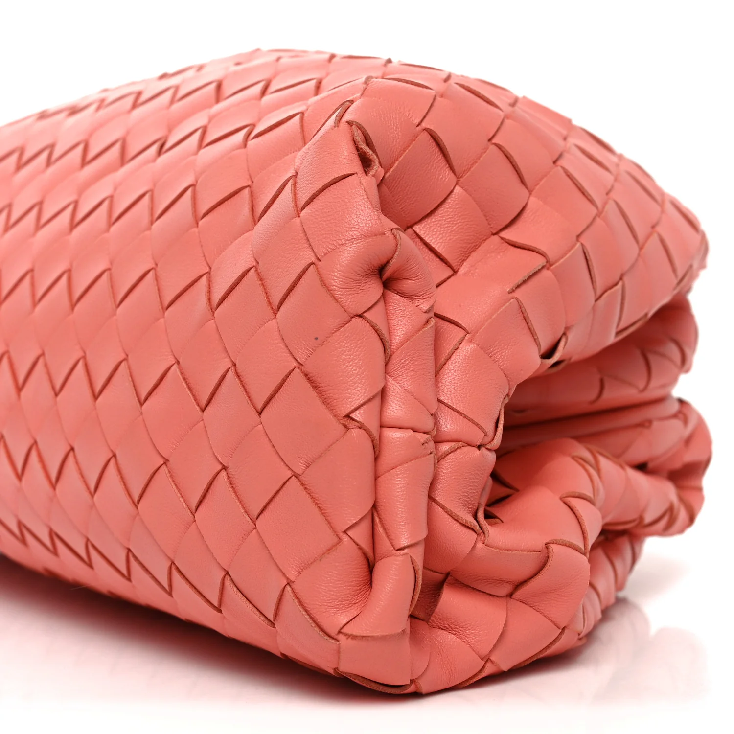 Nappa Maxi Intrecciato The Pouch Oversized Clutch Peach - Image 20