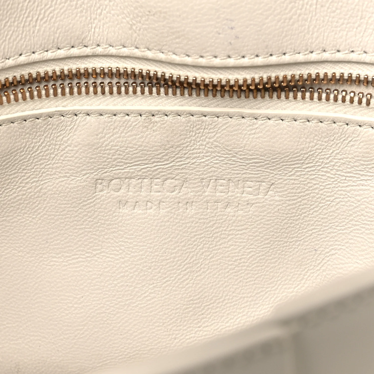 Patent Maxi Intrecciato Cassette Crossbody Bag White - Image 6
