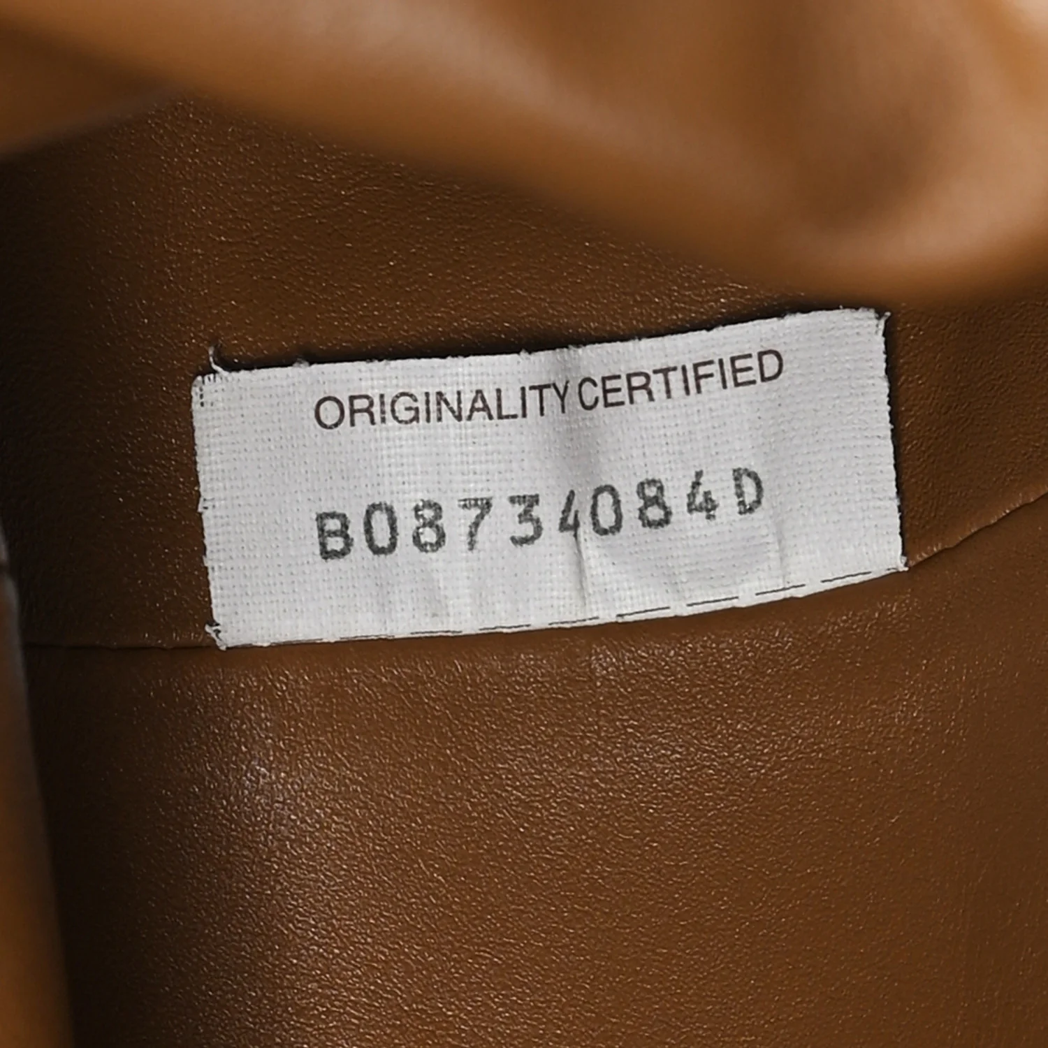 Smooth Butter Calf The Pouch Oversized Clutch Cammello - Image 7