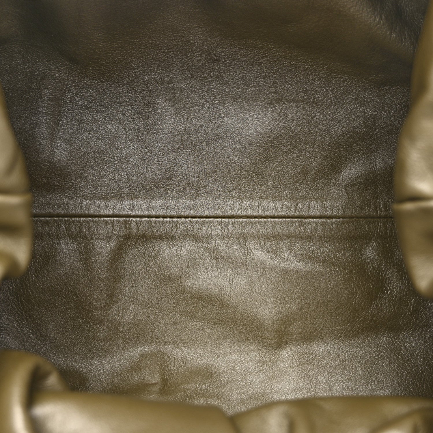 Smooth Butter Calf The Pouch Oversized Clutch Kaki Fondent - Image 5