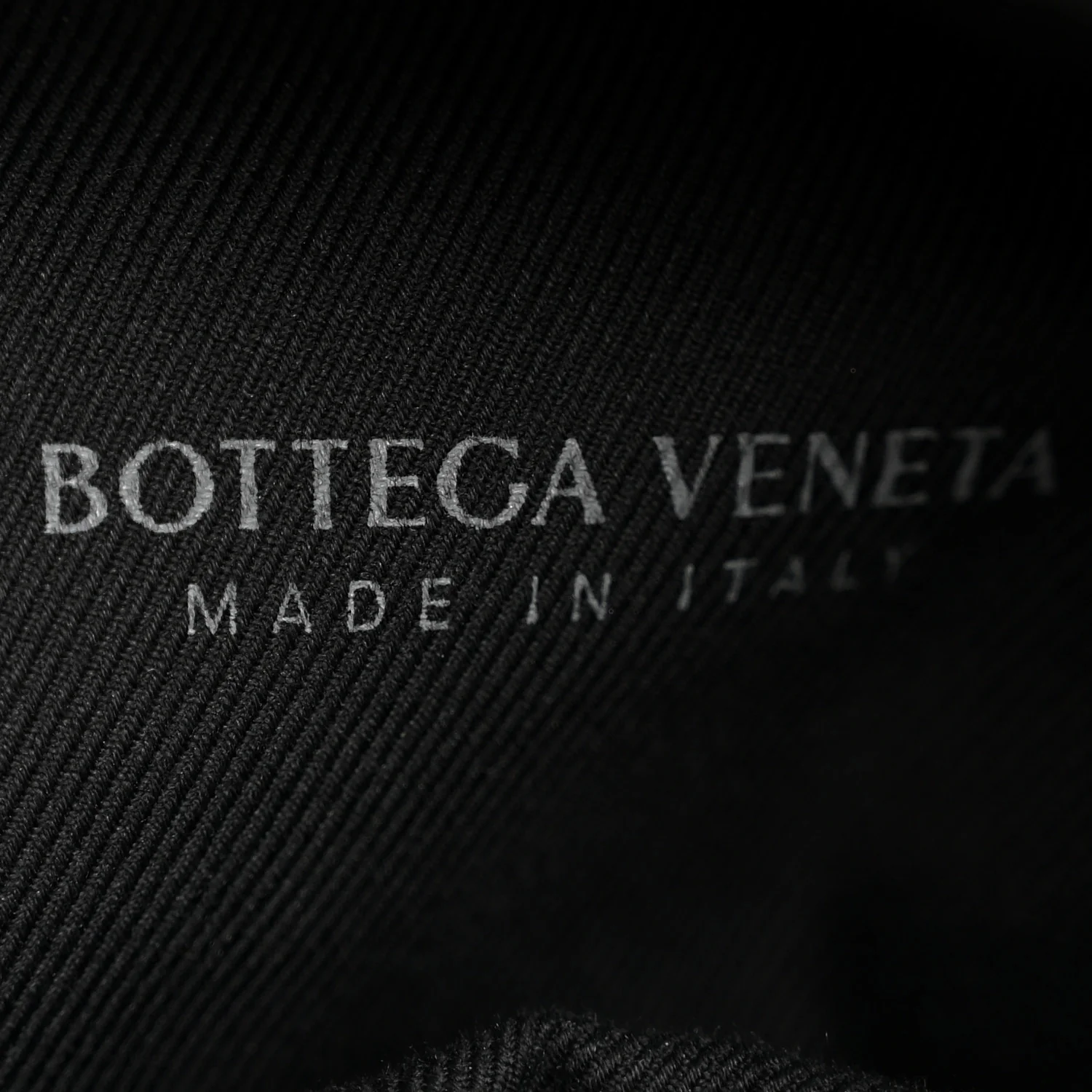 Smooth Calfskin Intrecciato Borsa Backpack Pine - Image 6