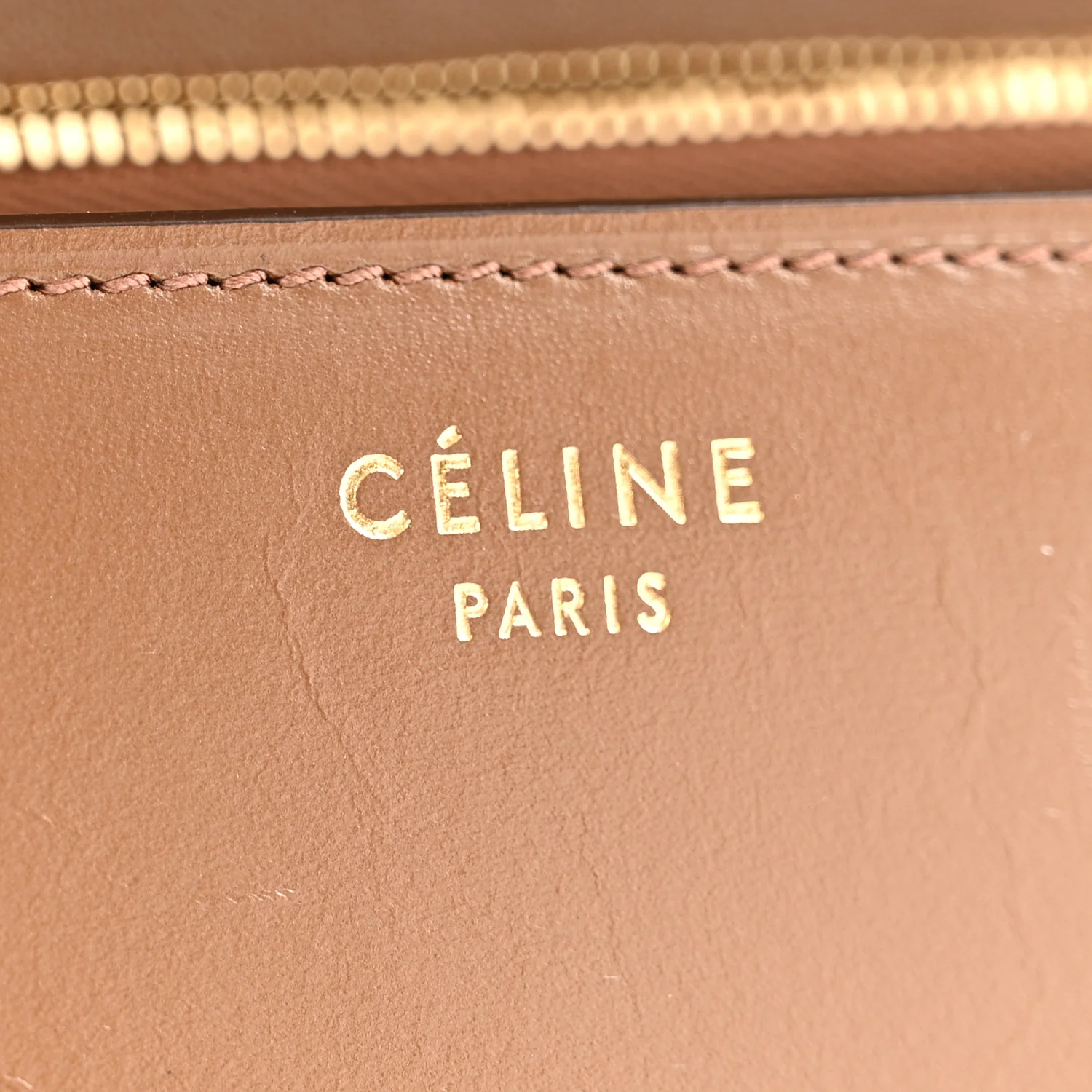 Box Calfskin Medium Classic Box Flap Bag Camel - Image 7