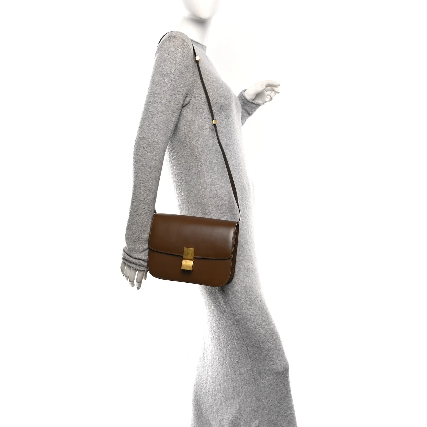 Box Calfskin Medium Classic Box Flap Bag Camel - Image 2