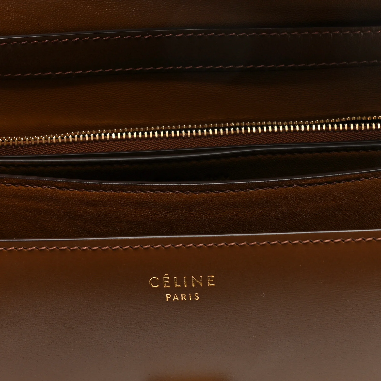 Box Calfskin Medium Classic Box Flap Bag Camel - Image 6