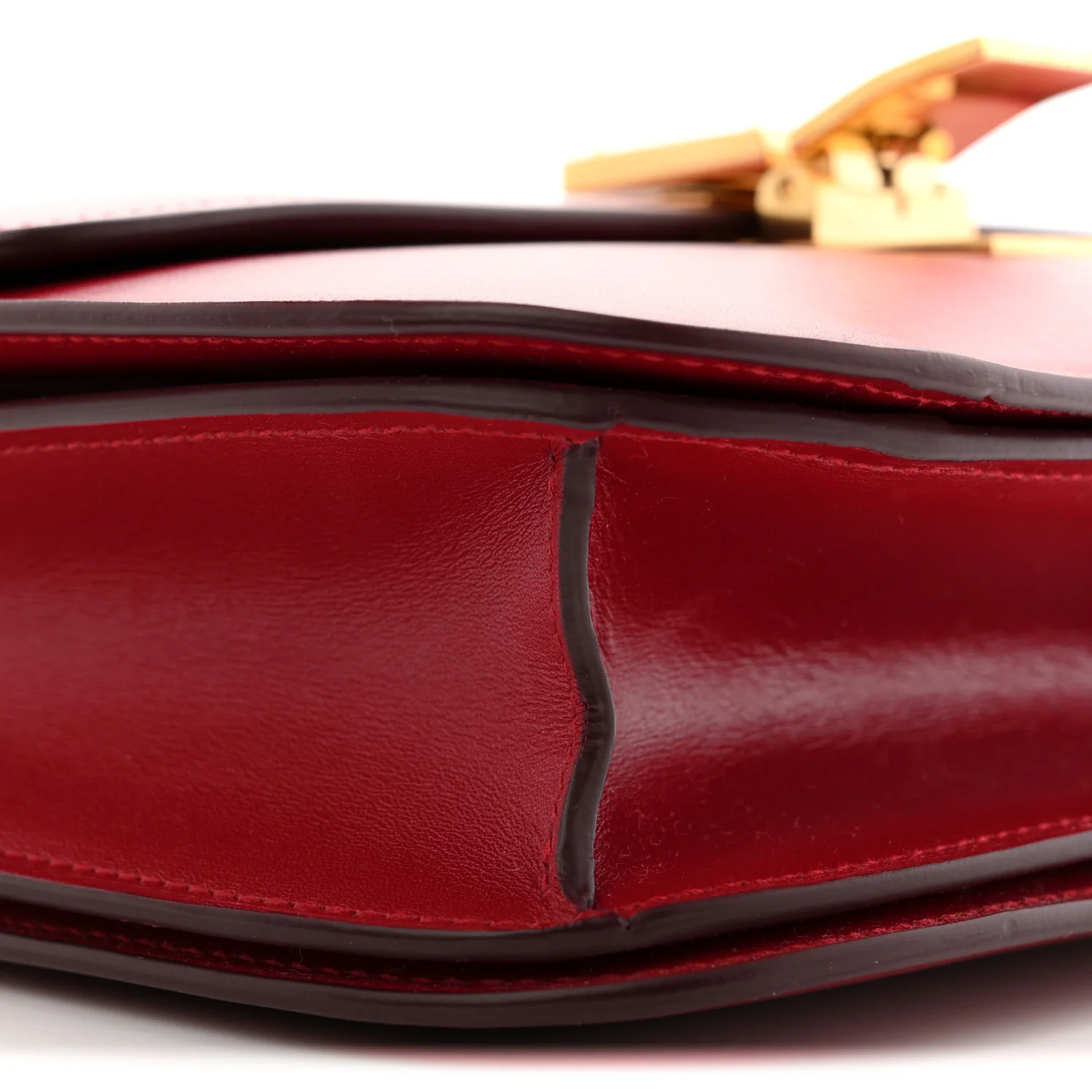 Box Calfskin Medium Classic Box Flap Bag Red - Image 9
