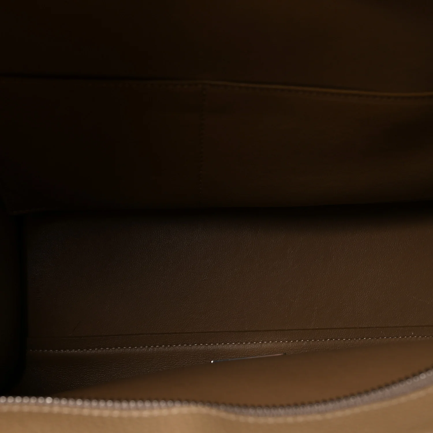 Drummed Calfskin Suede Medium Trapeze Dune - Image 5