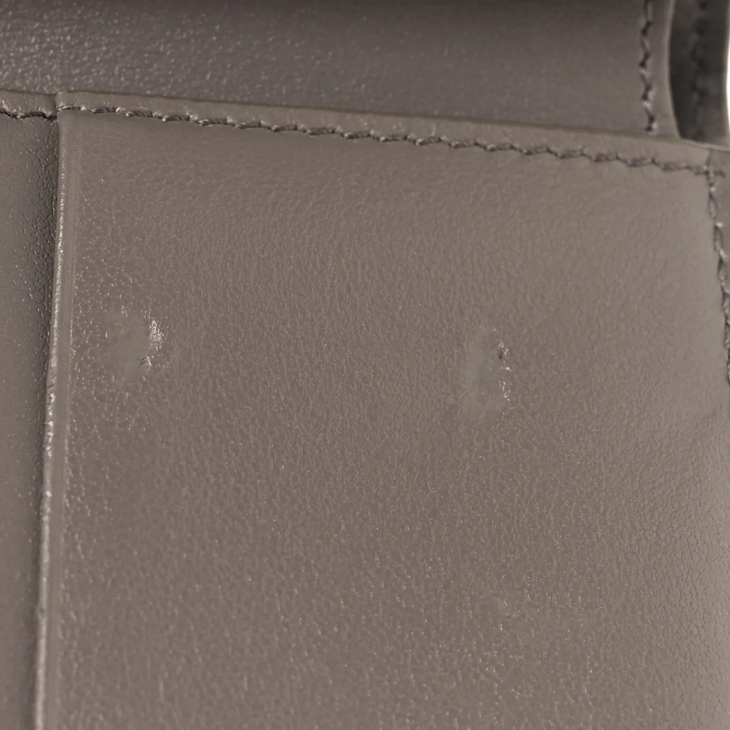 Grained Calfskin Medium Multifunction Strap Wallet Pebble - Image 10