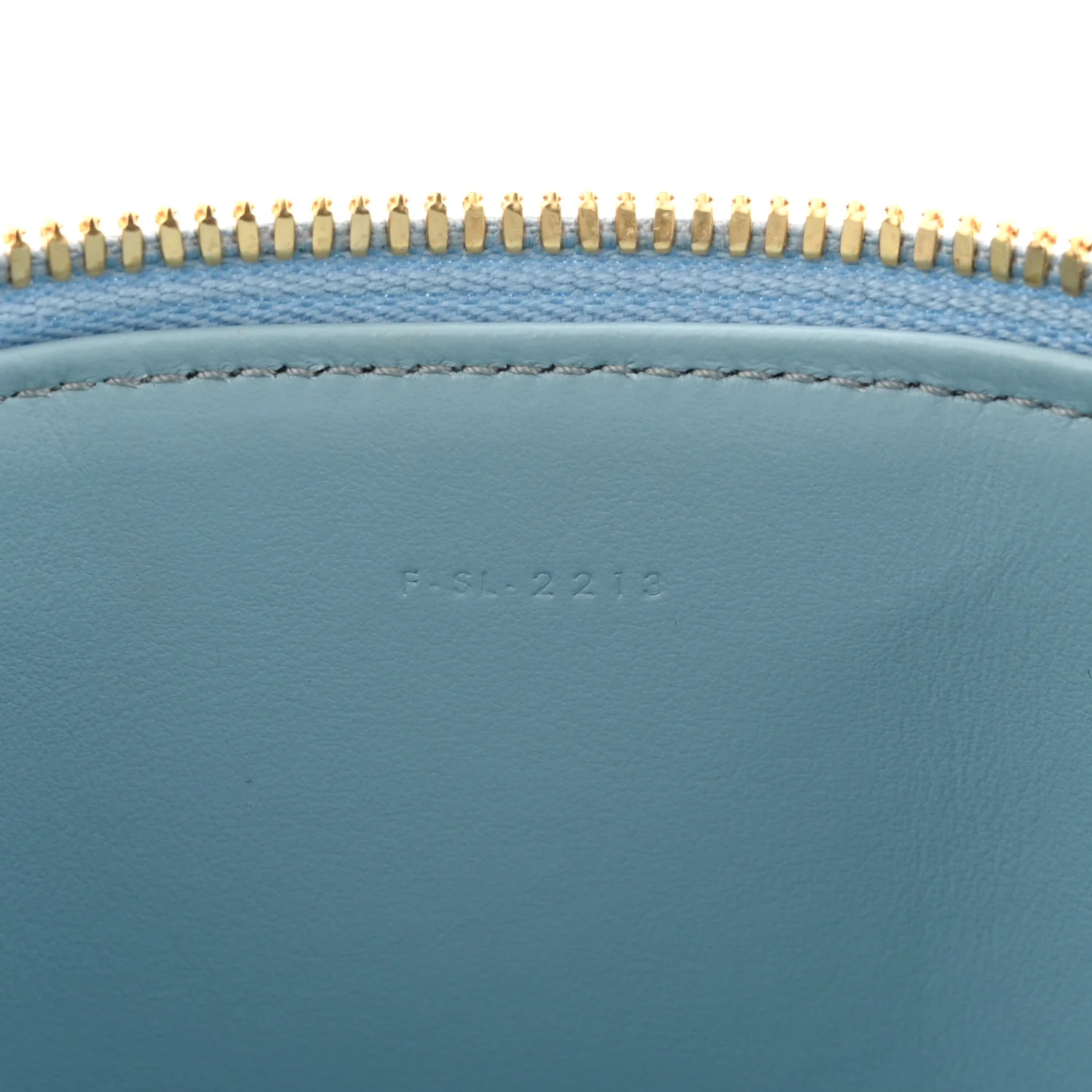 Smooth Calfskin Cuir Triomphe Mini Vanity Case California Blue - Image 7