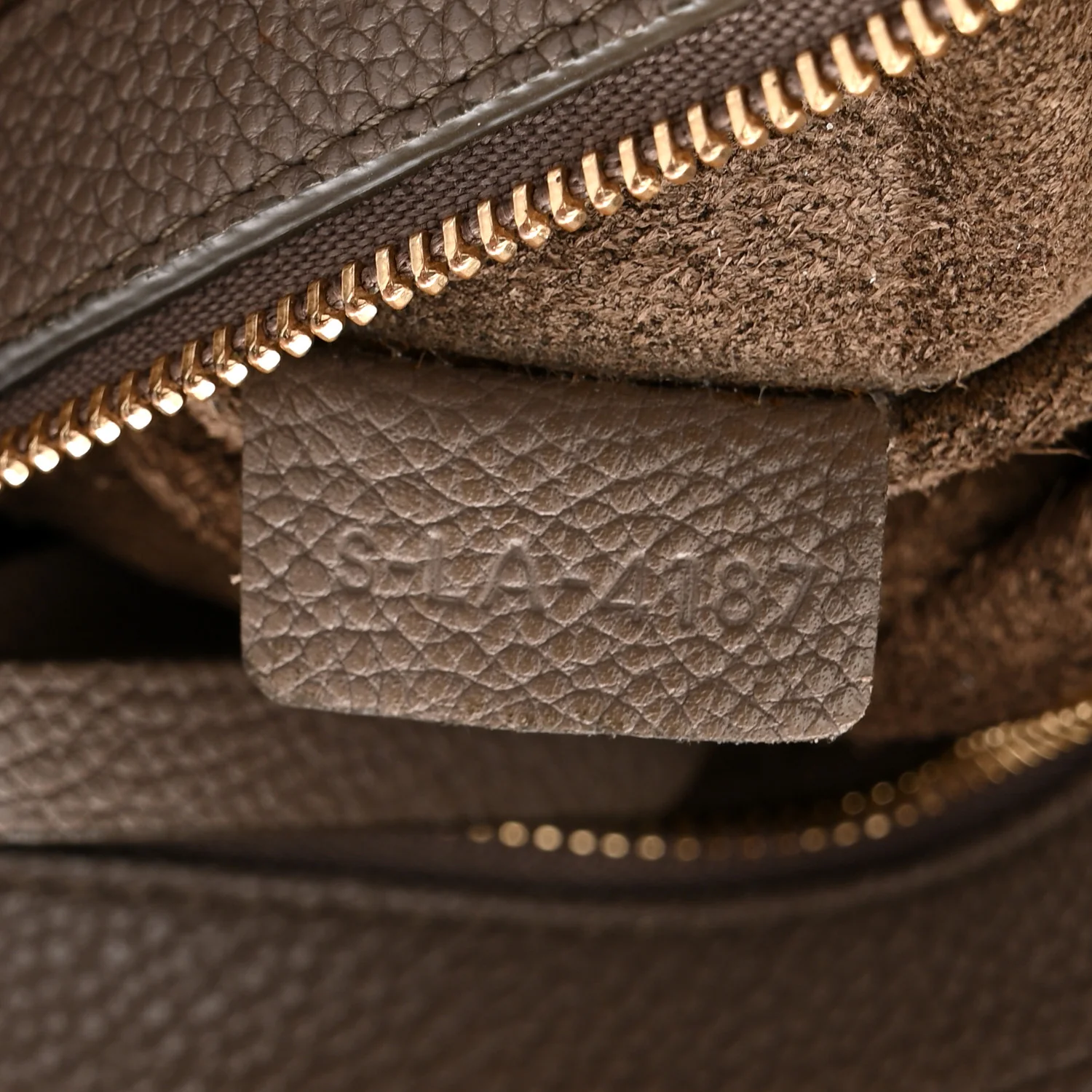 Soft Grained Calfskin Small Belt Cabas Phantom Taupe - Image 7