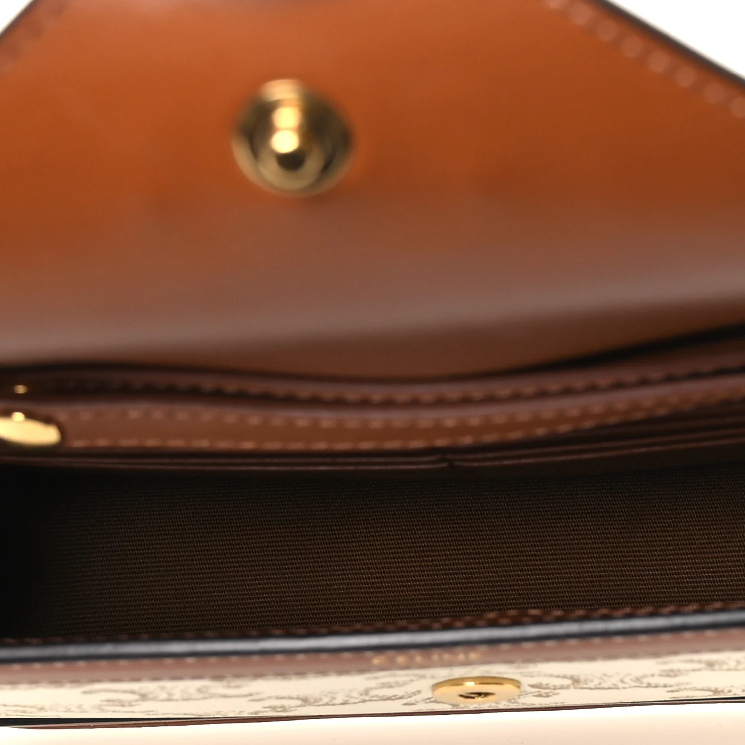 Triomphe Canvas Calfskin Maillon Wallet on Chain White - Image 5