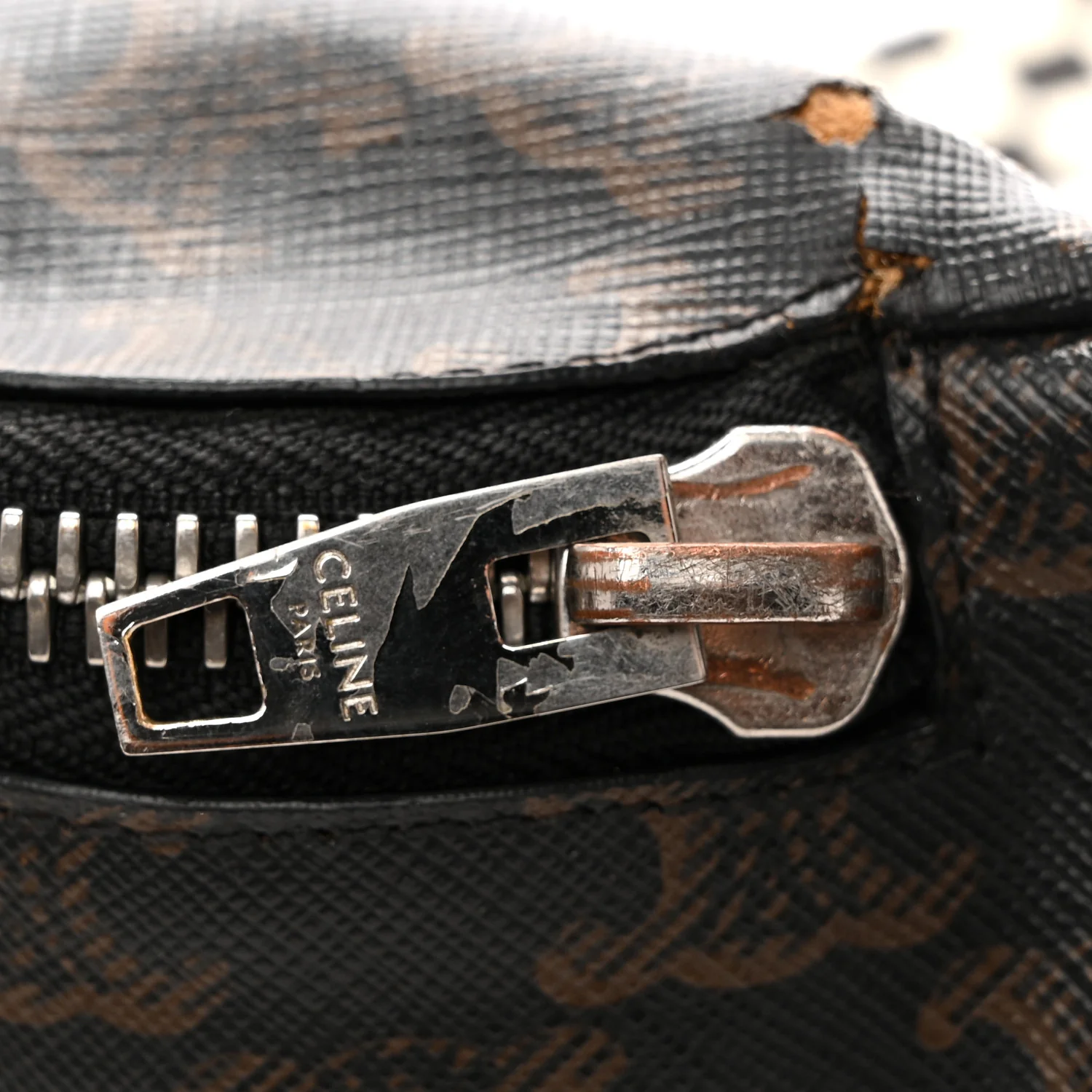 Triomphe Logo Canvas Checker Belt Bag Black - Image 15