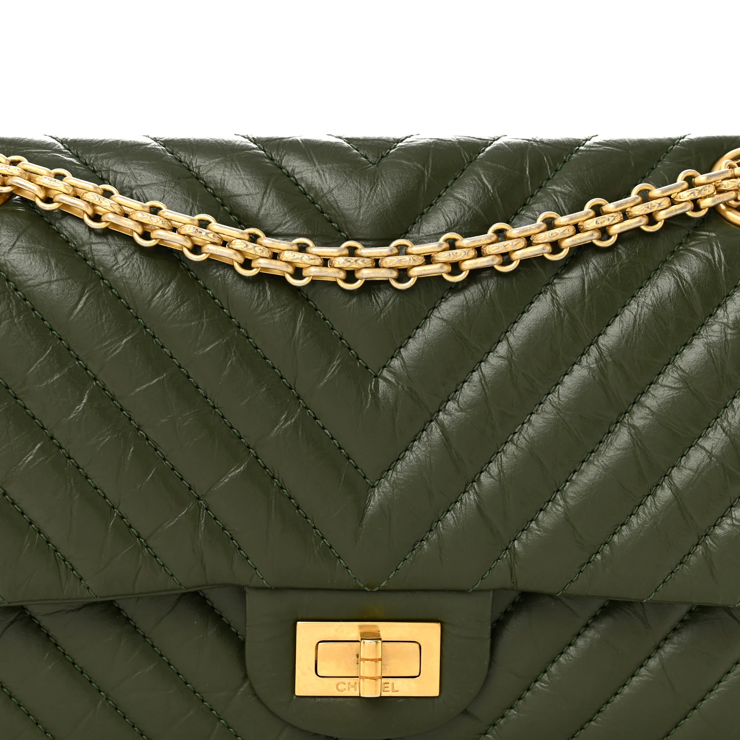 Aged Calfskin Chevron Quilted 2.55 Reissue 225 Flap Green - Image 8