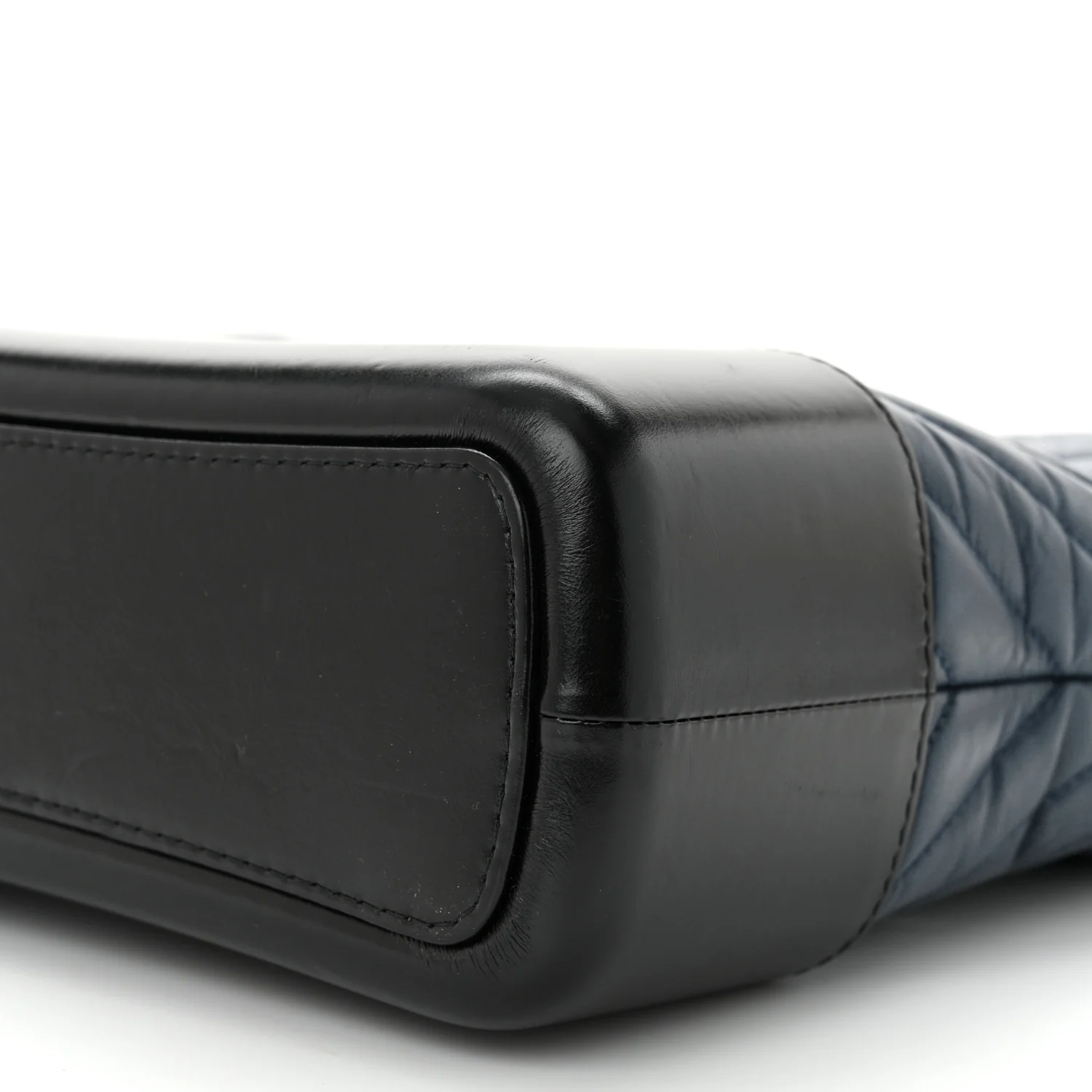 Aged Calfskin Chevron Quilted Medium Gabrielle Hobo Navy Black - Image 10