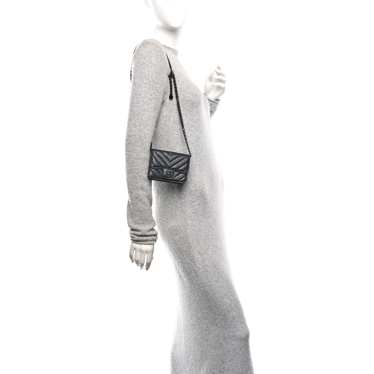 Aged Calfskin Chevron Quilted Reissue Belt Bag So Black - Image 2