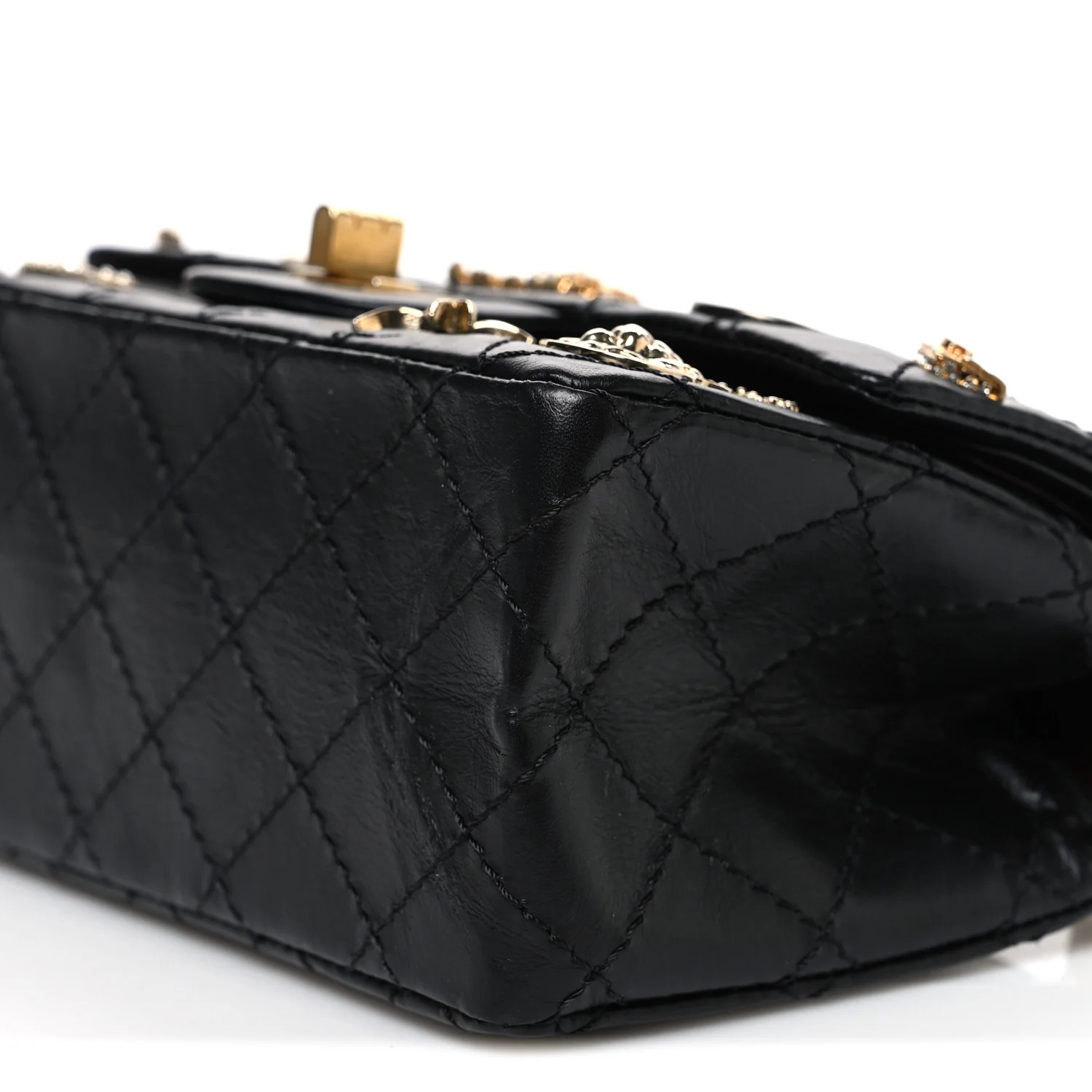 Aged Calfskin Lucky Charms 2.55 Reissue 224 Flap Black - Image 10