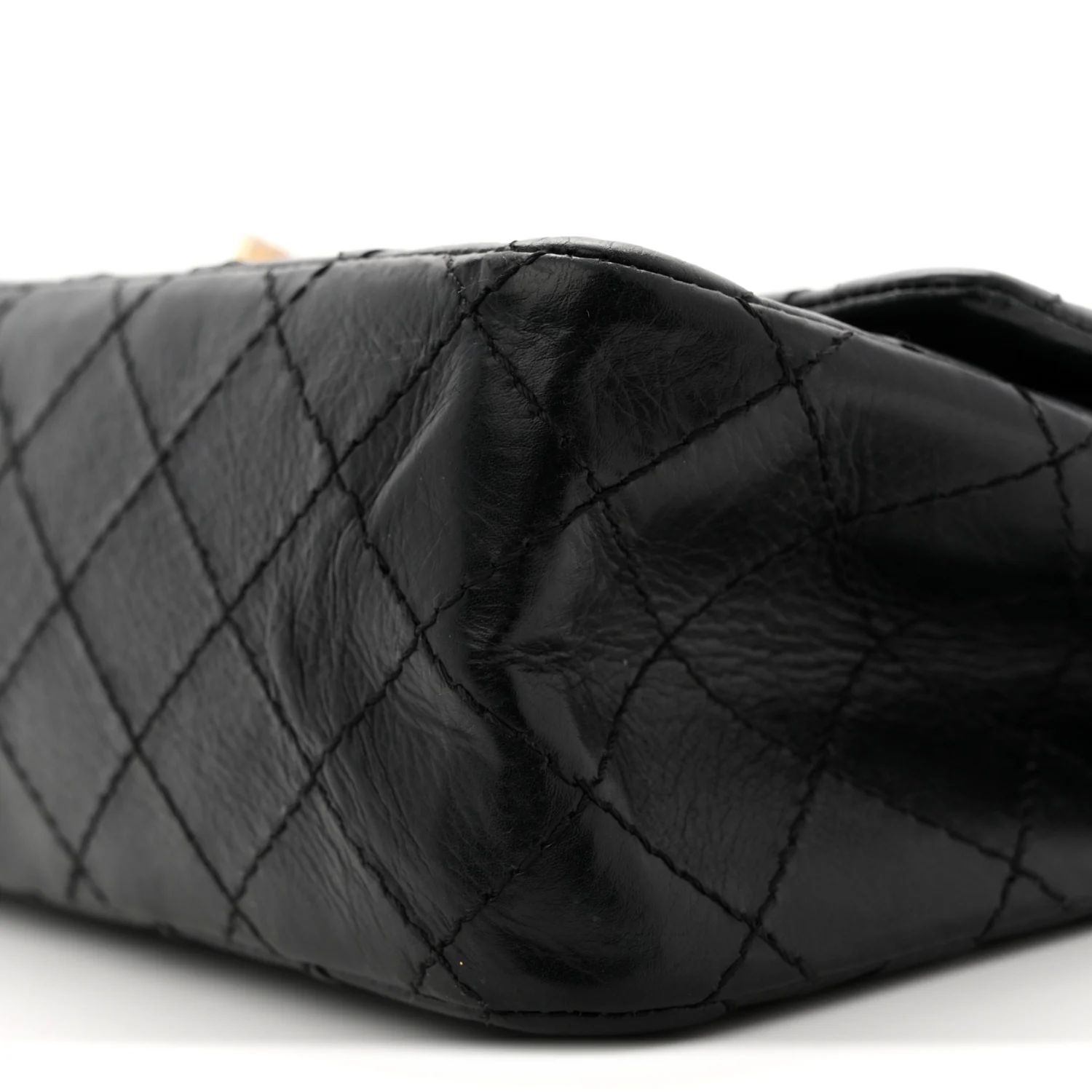 Aged Calfskin Quilted 2.55 Reissue 225 Flap Black - Image 10