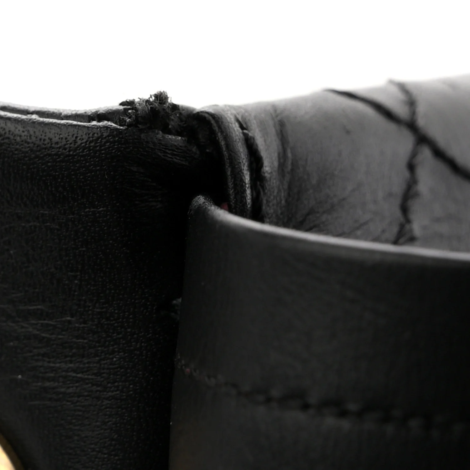 Aged Calfskin Quilted 2.55 Reissue 225 Flap Black - Image 12