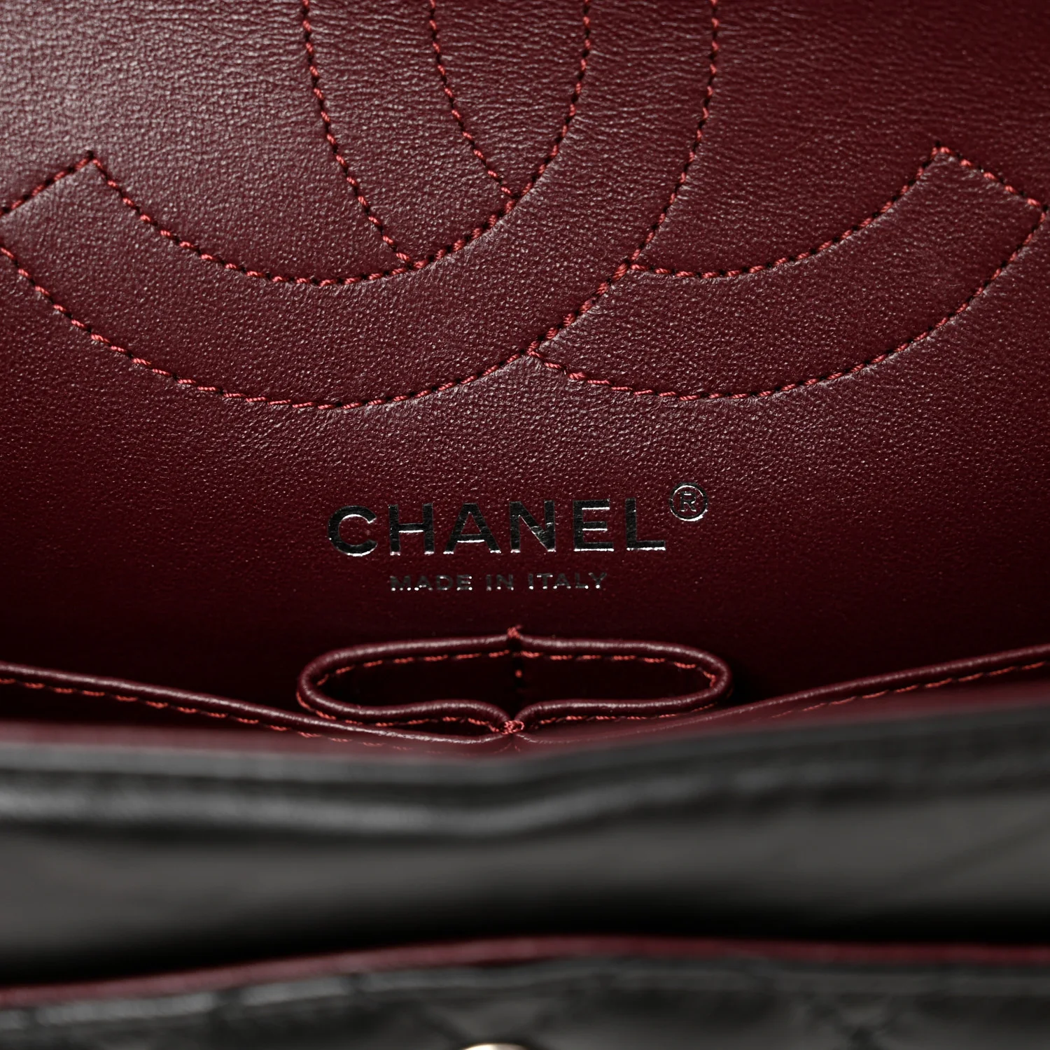Aged Calfskin Quilted 2.55 Reissue 225 Flap Black - Image 6