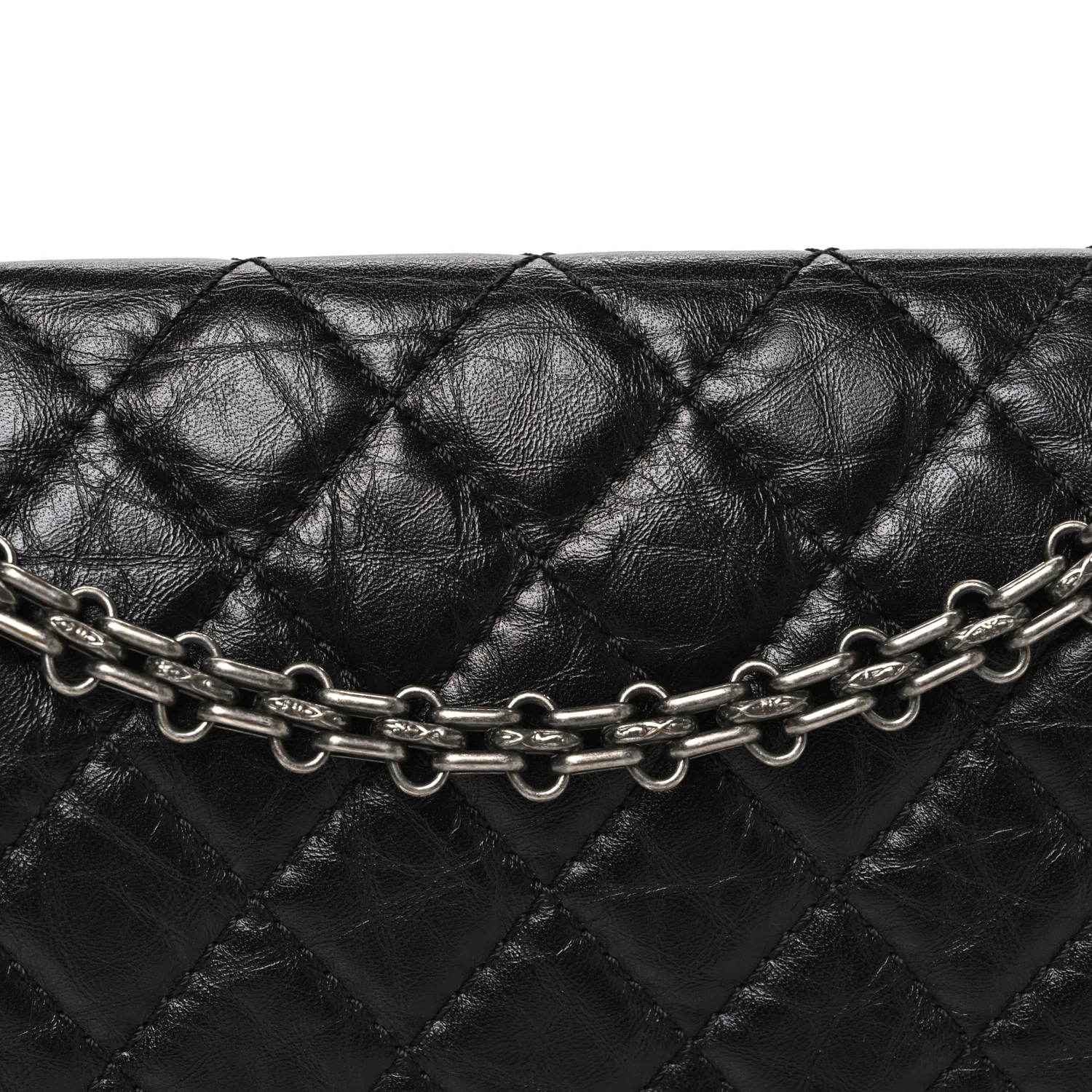 Aged Calfskin Quilted 2.55 Reissue 225 Flap Black - Image 8