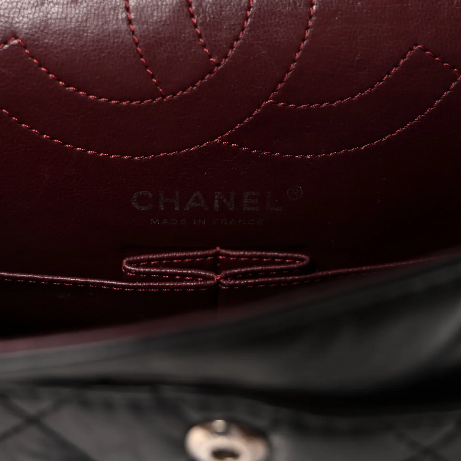 Aged Calfskin Quilted 2.55 Reissue 225 Flap Black - Image 6