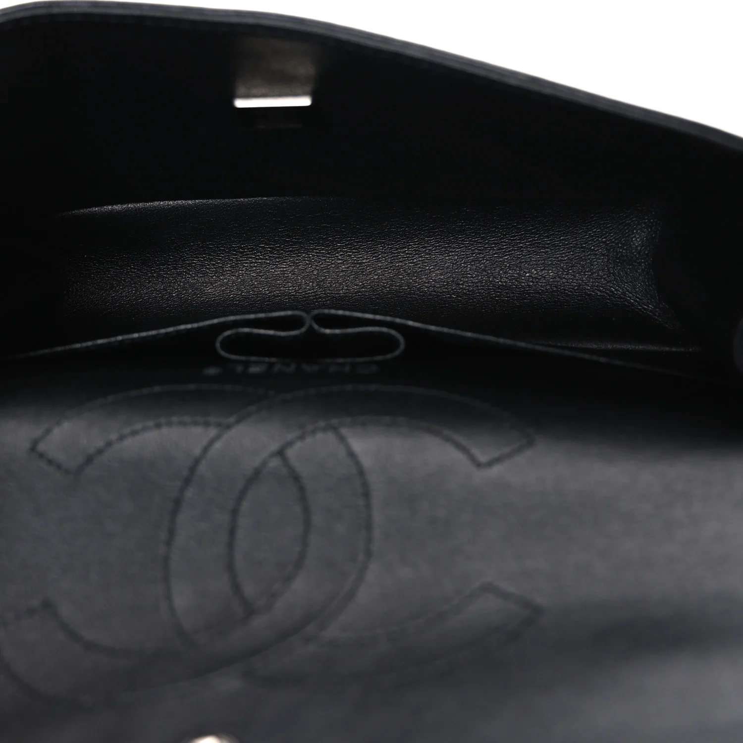 Aged Calfskin Quilted 2.55 Reissue 225 Flap So Black - Image 4