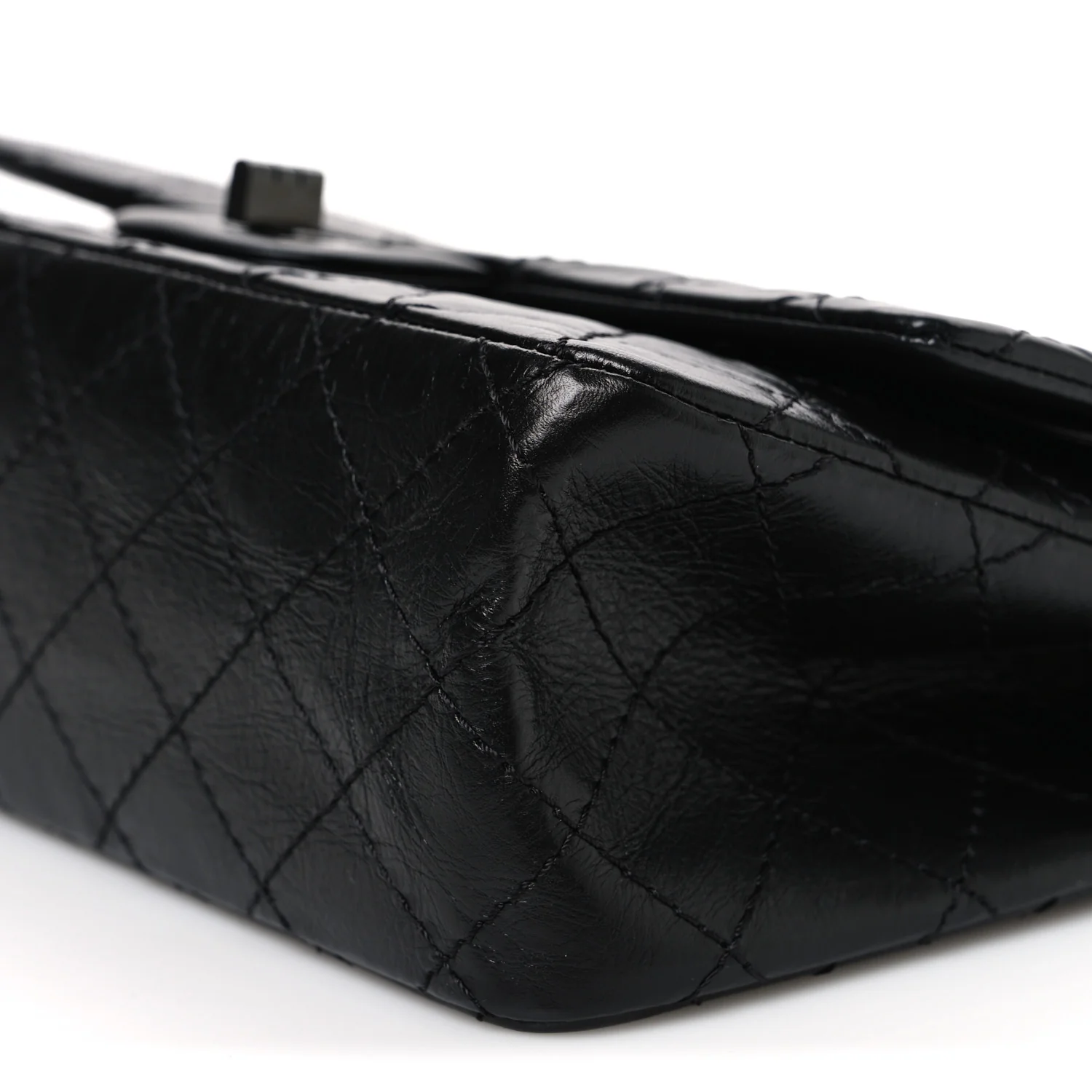 Aged Calfskin Quilted 2.55 Reissue 225 Flap So Black - Image 9