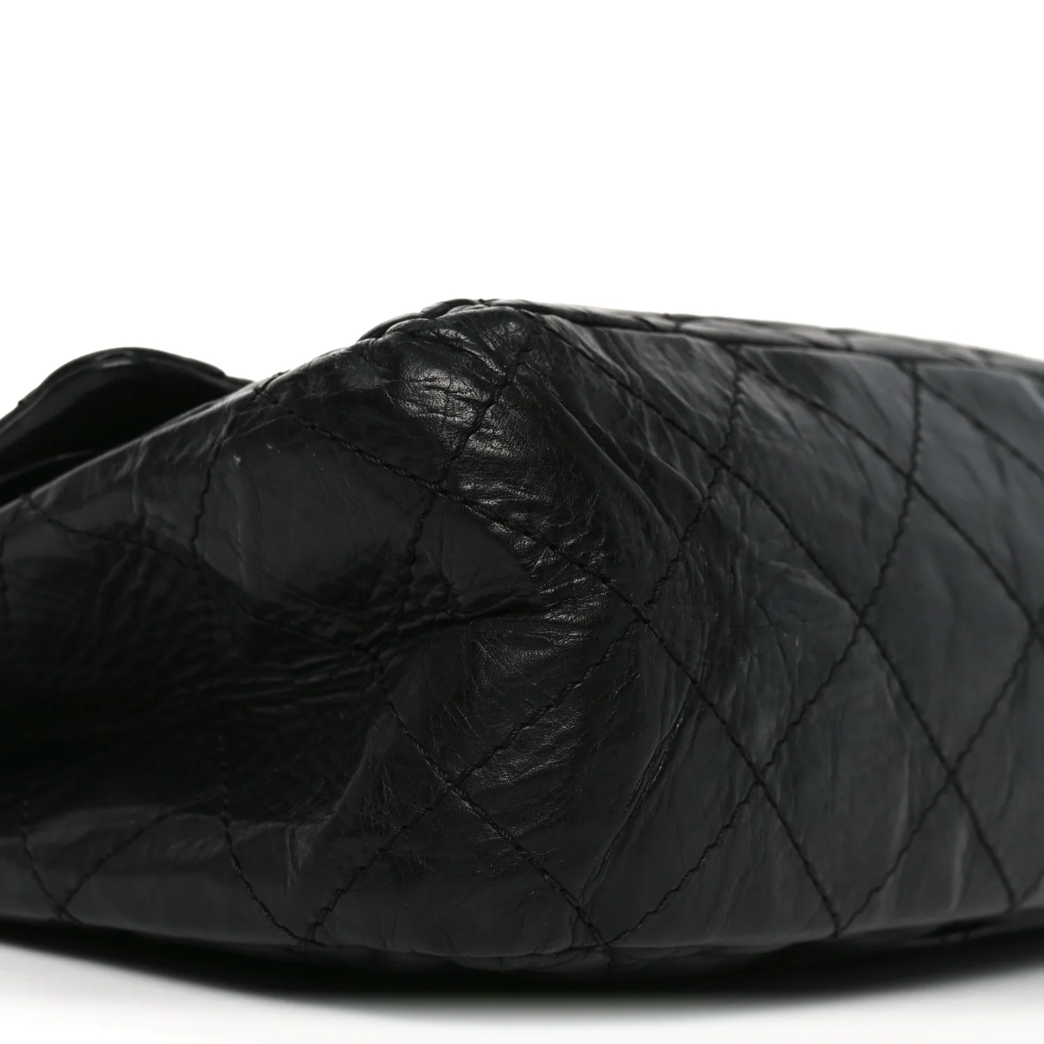 Aged Calfskin Quilted 2.55 Reissue 226 Flap Black - Image 9