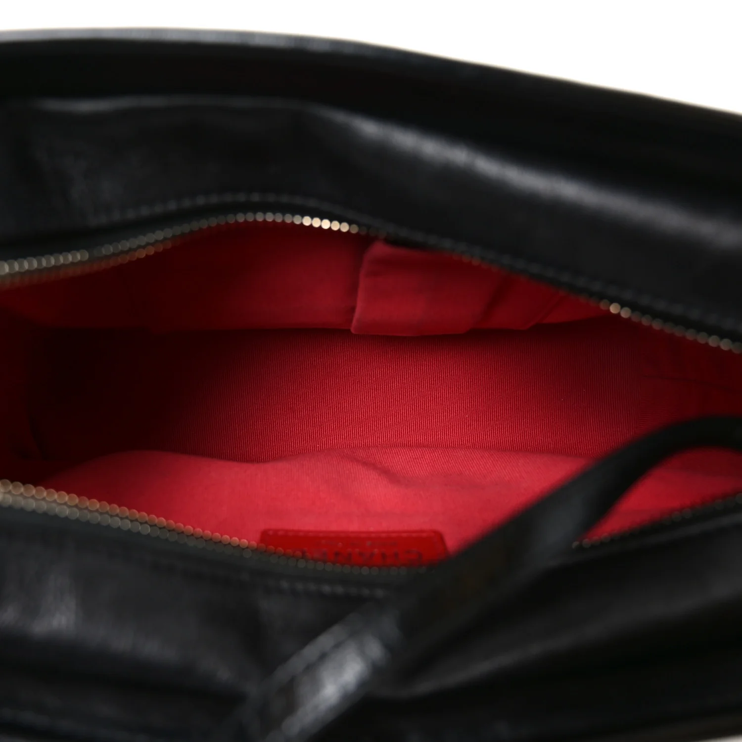 Aged Calfskin Quilted New Medium Gabrielle Hobo Black - Image 5