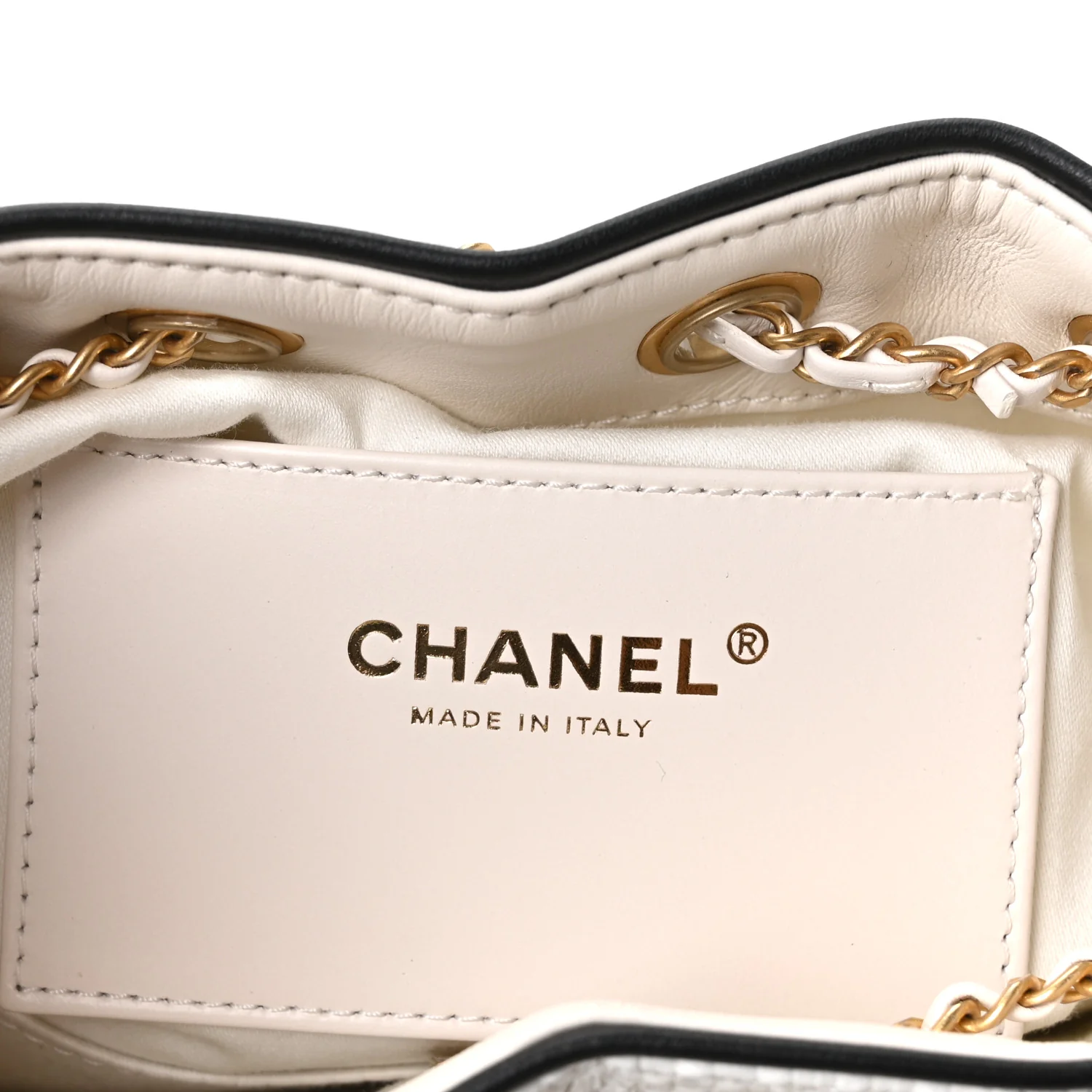 Braided Raffia Calfskin Mini Chanel 25 Handbag White Black - Image 6