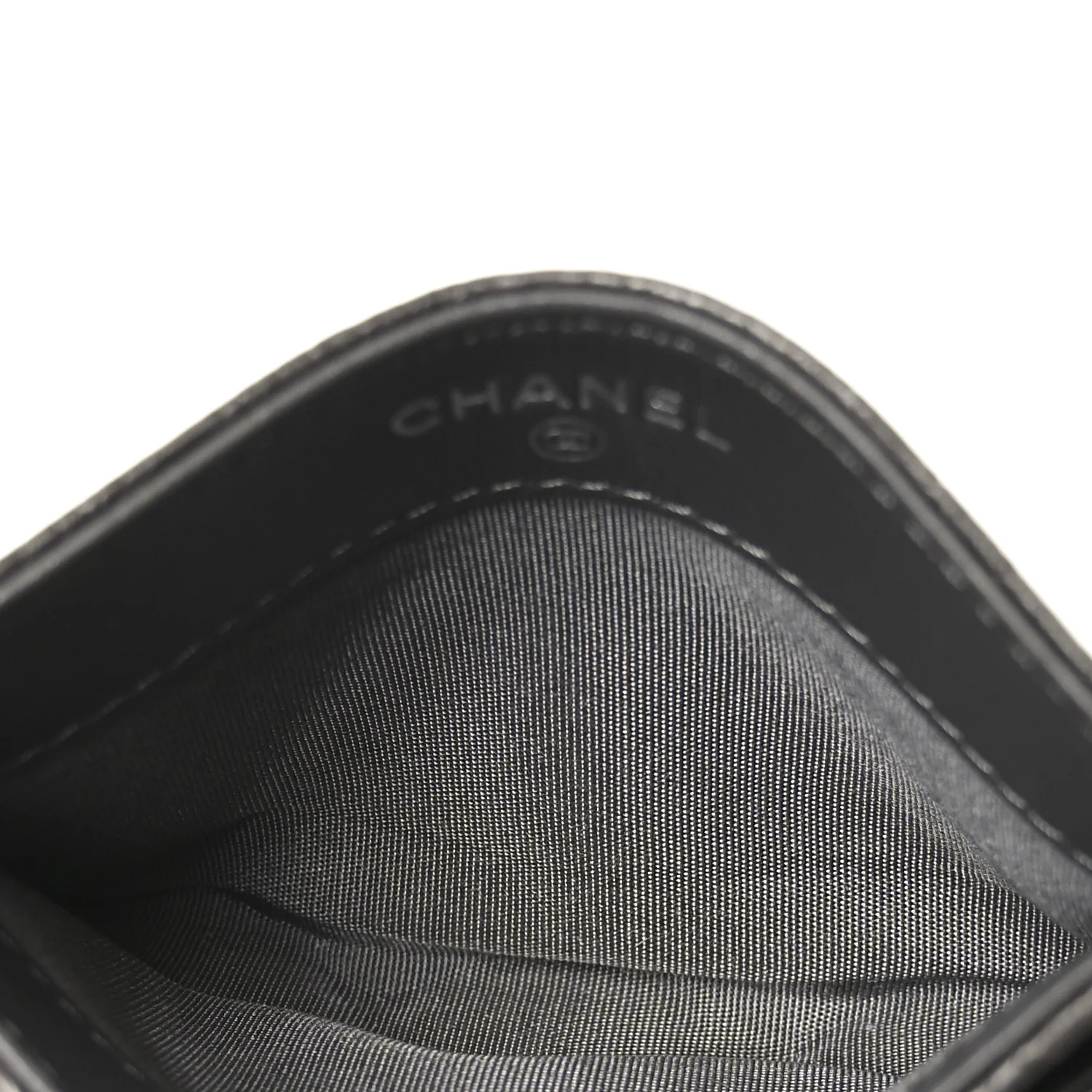 Calfskin Camellia Embossed Quilted Card Holder Grey - Image 5