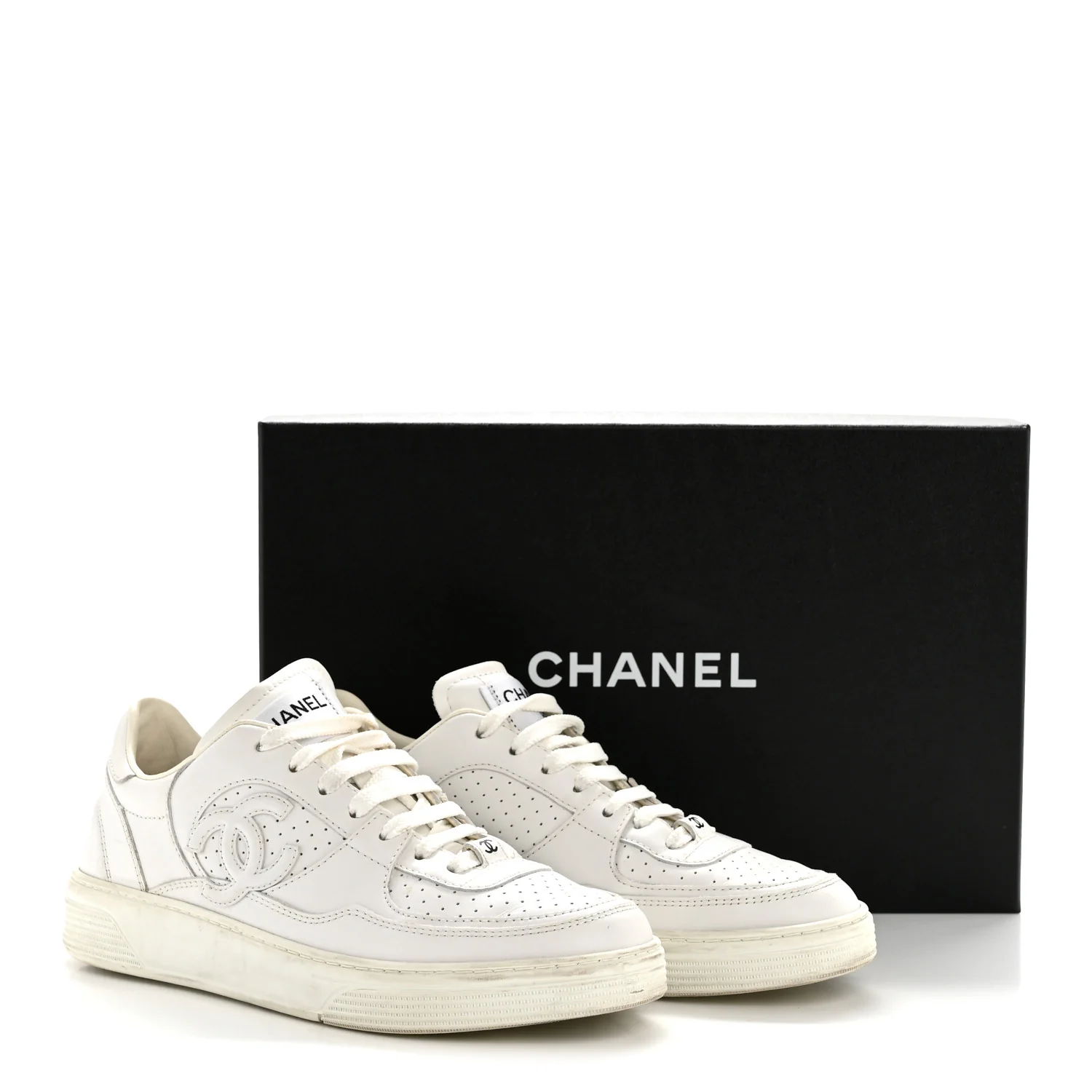 Calfskin CC Womens Sneakers 38 White - Image 11